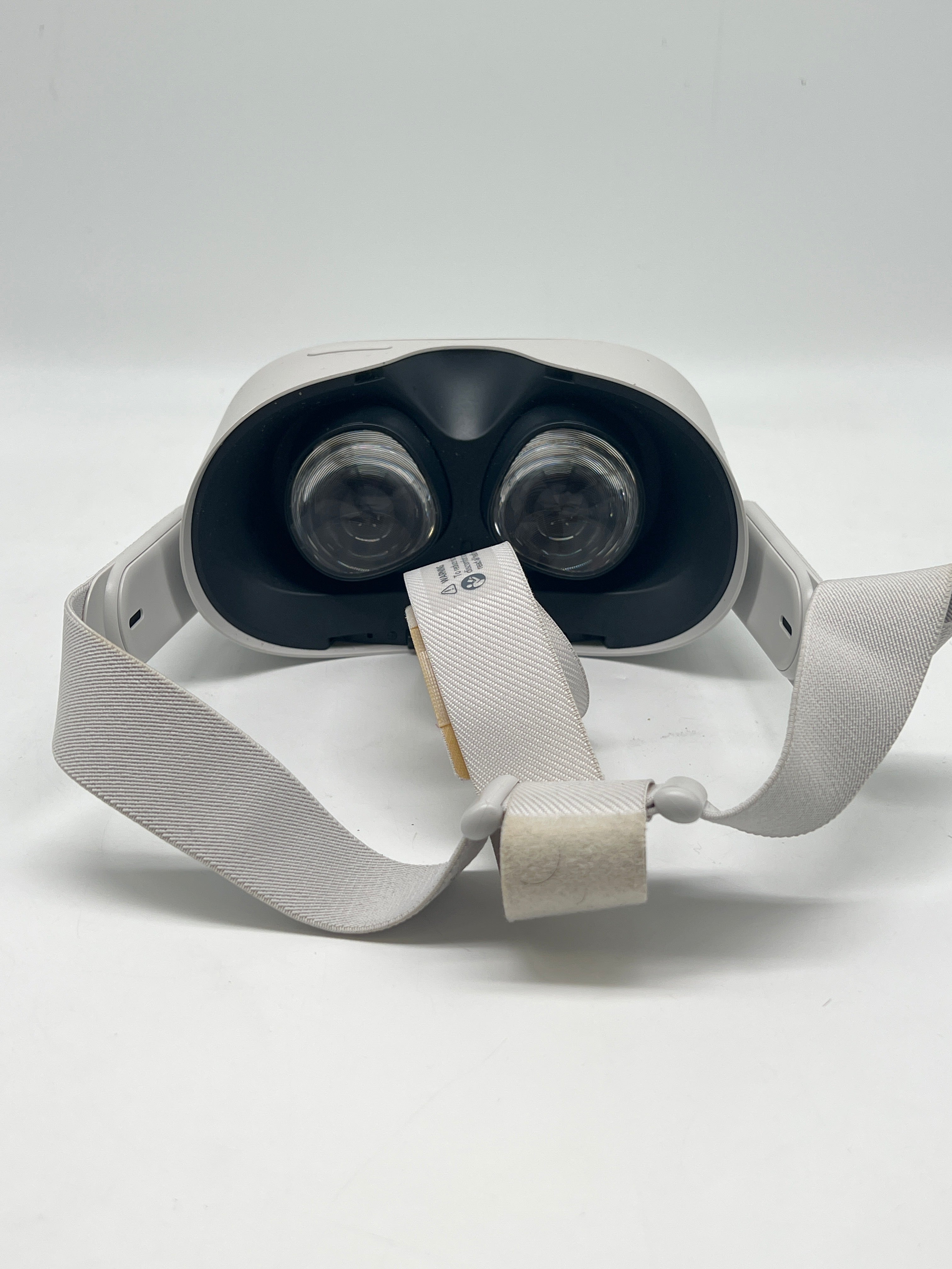 Oculus Meta Quest 2 128GB VR Headset - For Parts (Read)