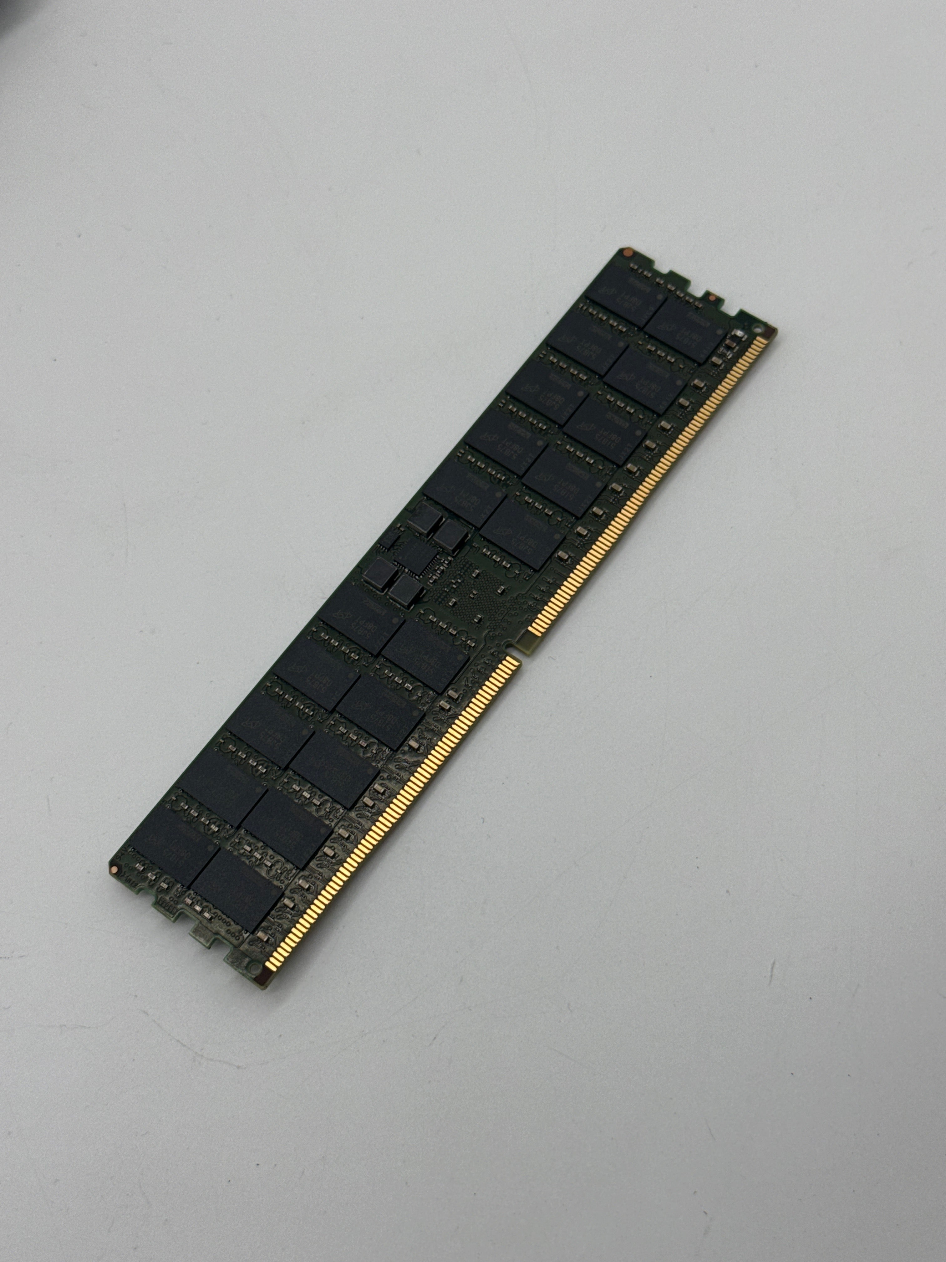 Micron 128GB DDR5 ECC RDIMM Server Memory – PC5-5600B (Single Module)