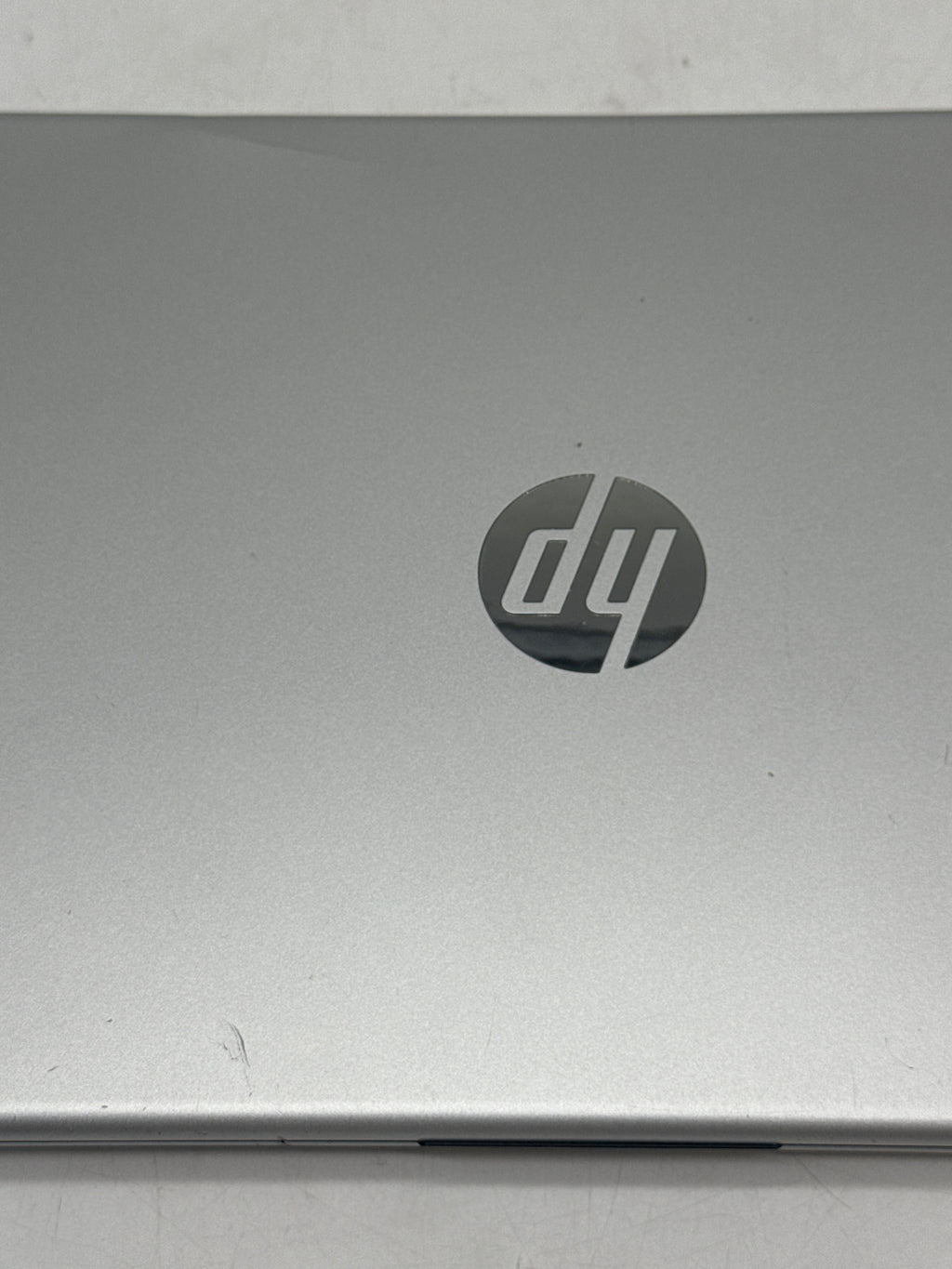 HP 14-EM0349NR 14" AMD Ryzen 3 4GB RAM 256GB HDD Silver - Used