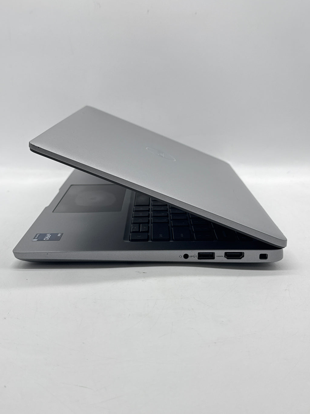 Dell Latitude 5440 14" Core i5-1335U 16GB RAM 256GB SSD Gray - Used