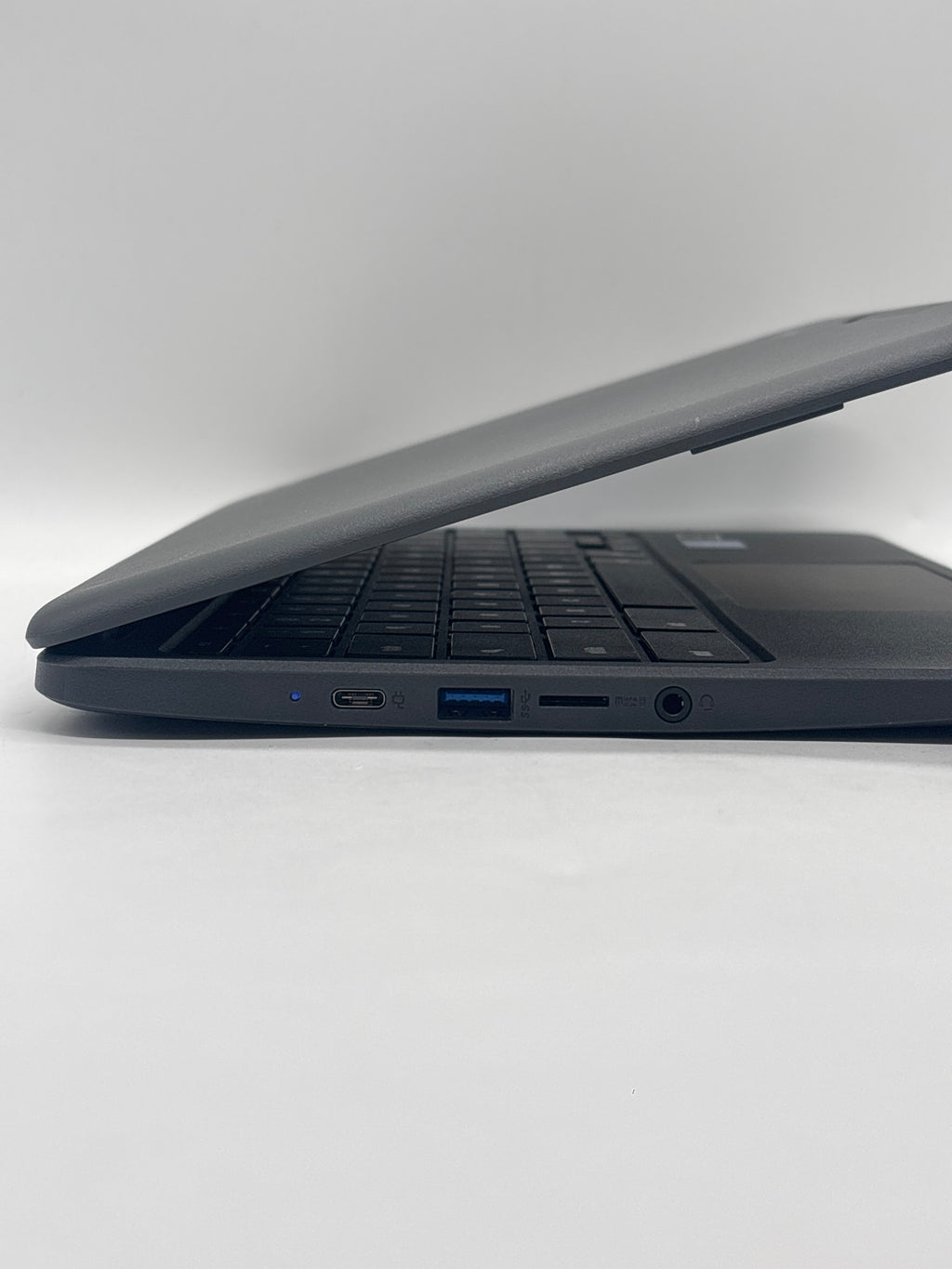 CTL Nl71CT Laptop Pentium N4020 4GB RAM 32GB