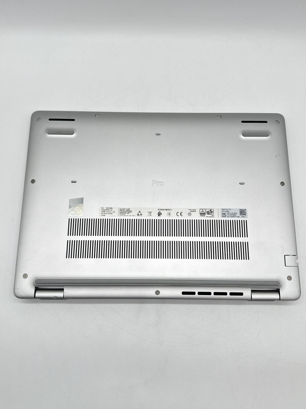 Dell Pro 14 14" Core Ultra 5 235U 2.0GHz 16GB RAM 512GB SSD Gray Used