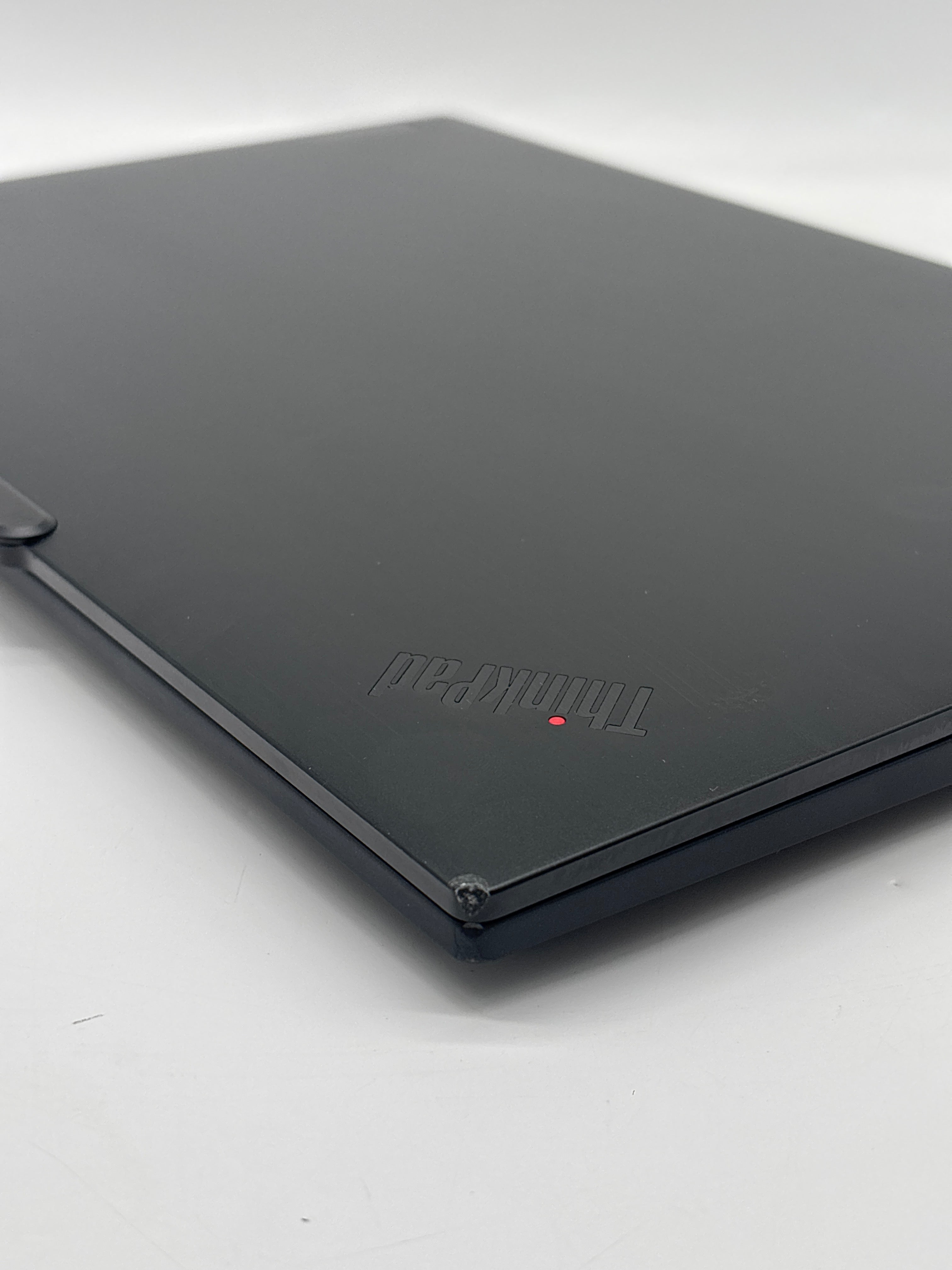 Lenovo ThinkPad P1 Gen 7 Ultra 7 155H 32GB RAM 1TB SSD RTX 2000 Ada Used