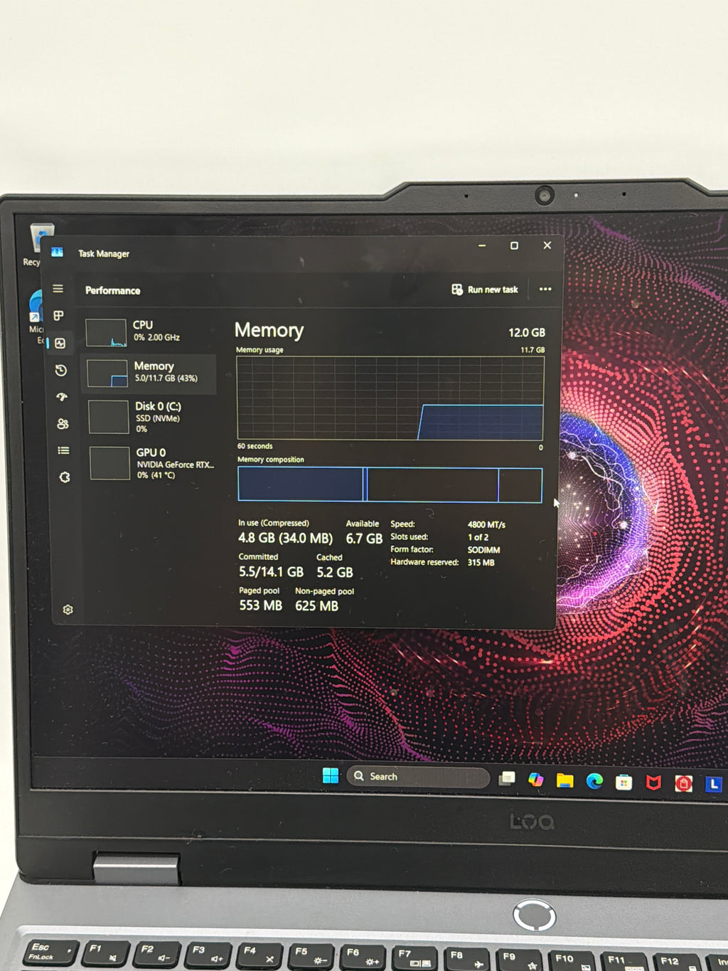 Lenovo LOQ 15ARP9 15.6" Ryzen 5 12GB RAM 512GB SSD RTX 4050 Gray