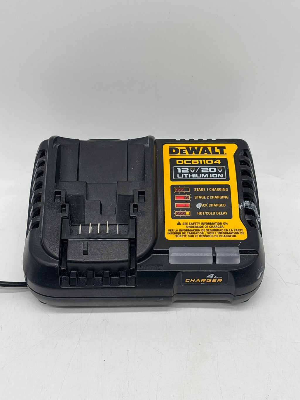 DeWalt DCF850 20V Cordless Impact Driver Battery and Charger Used
