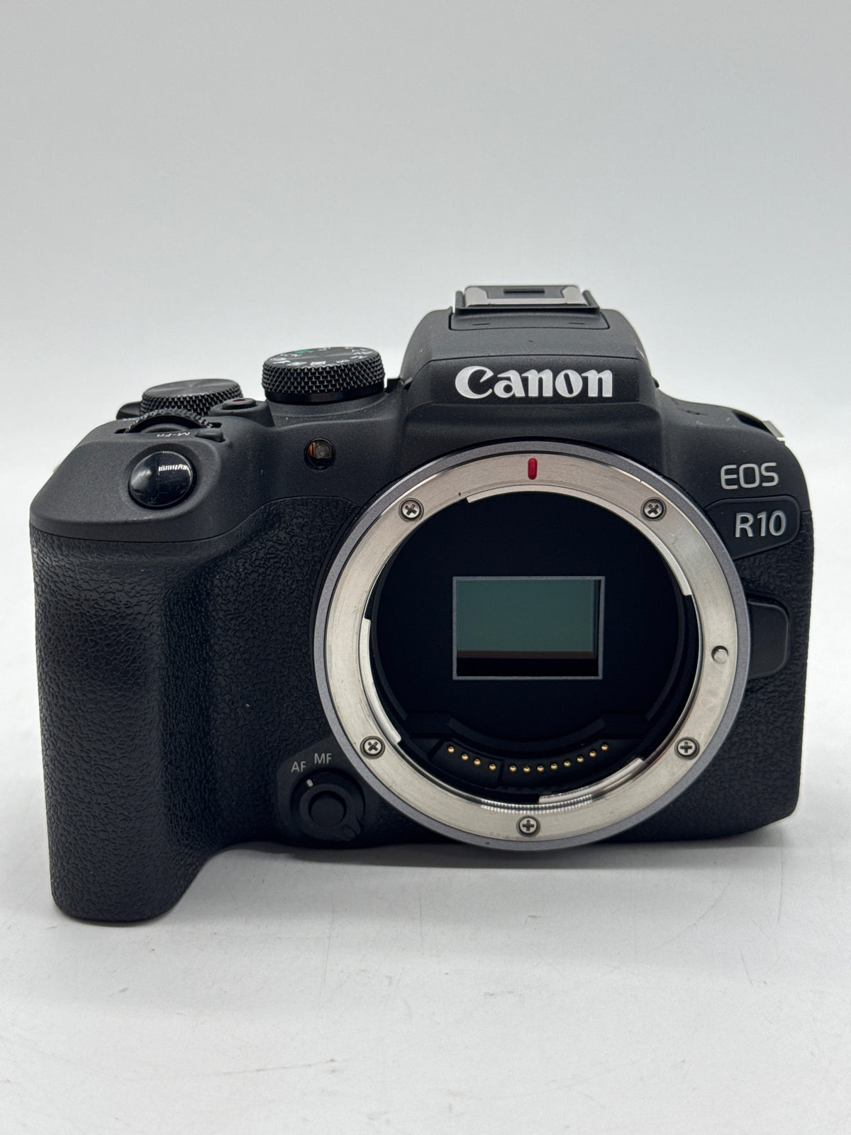 Canon EOS R10 Mirrorless Camera w/ RF-S 18-25mm Lens Black - Used