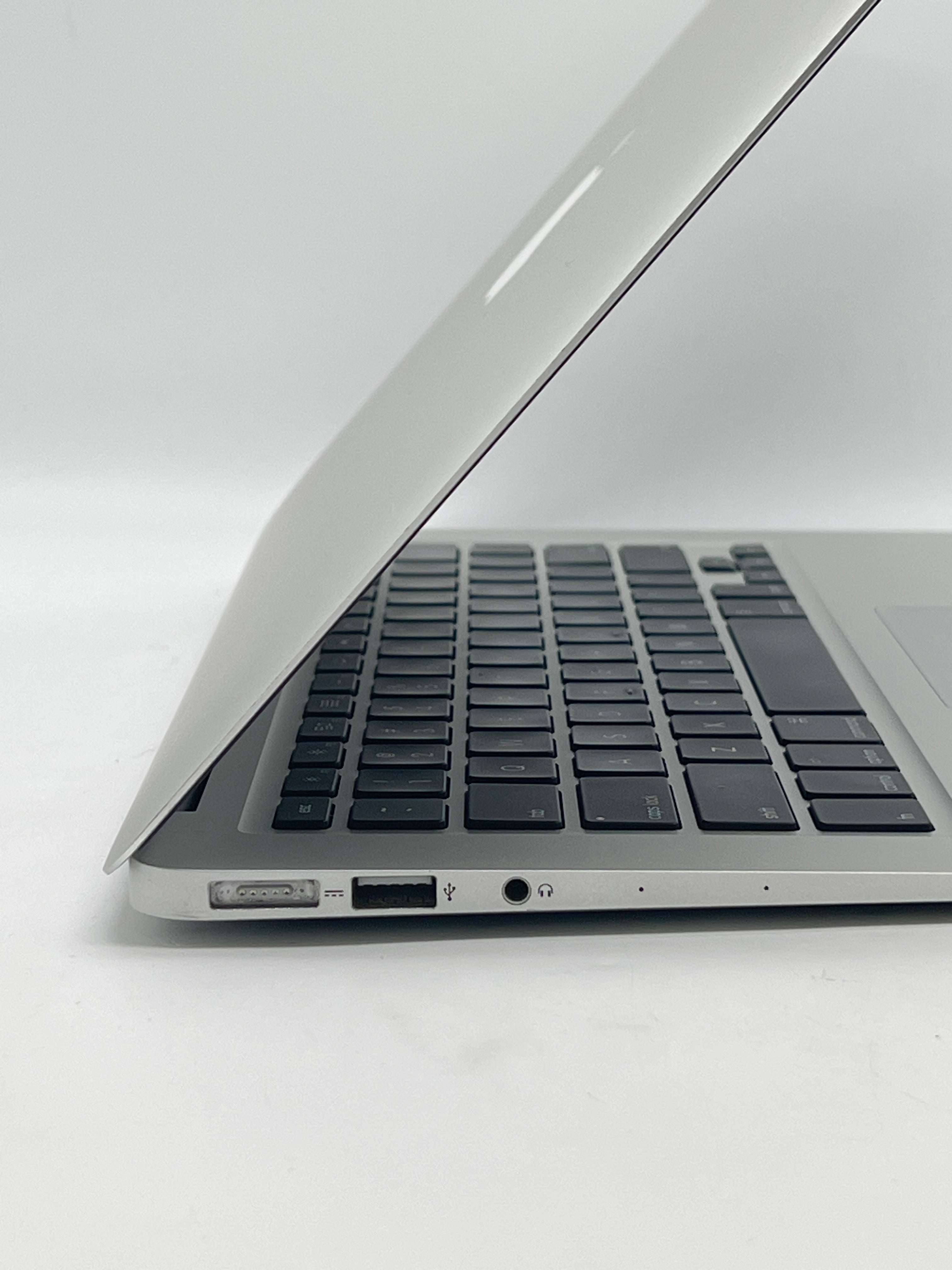 Apple MacBook Air 13" A1466 i5 8GB RAM 128GB - Bios Locked