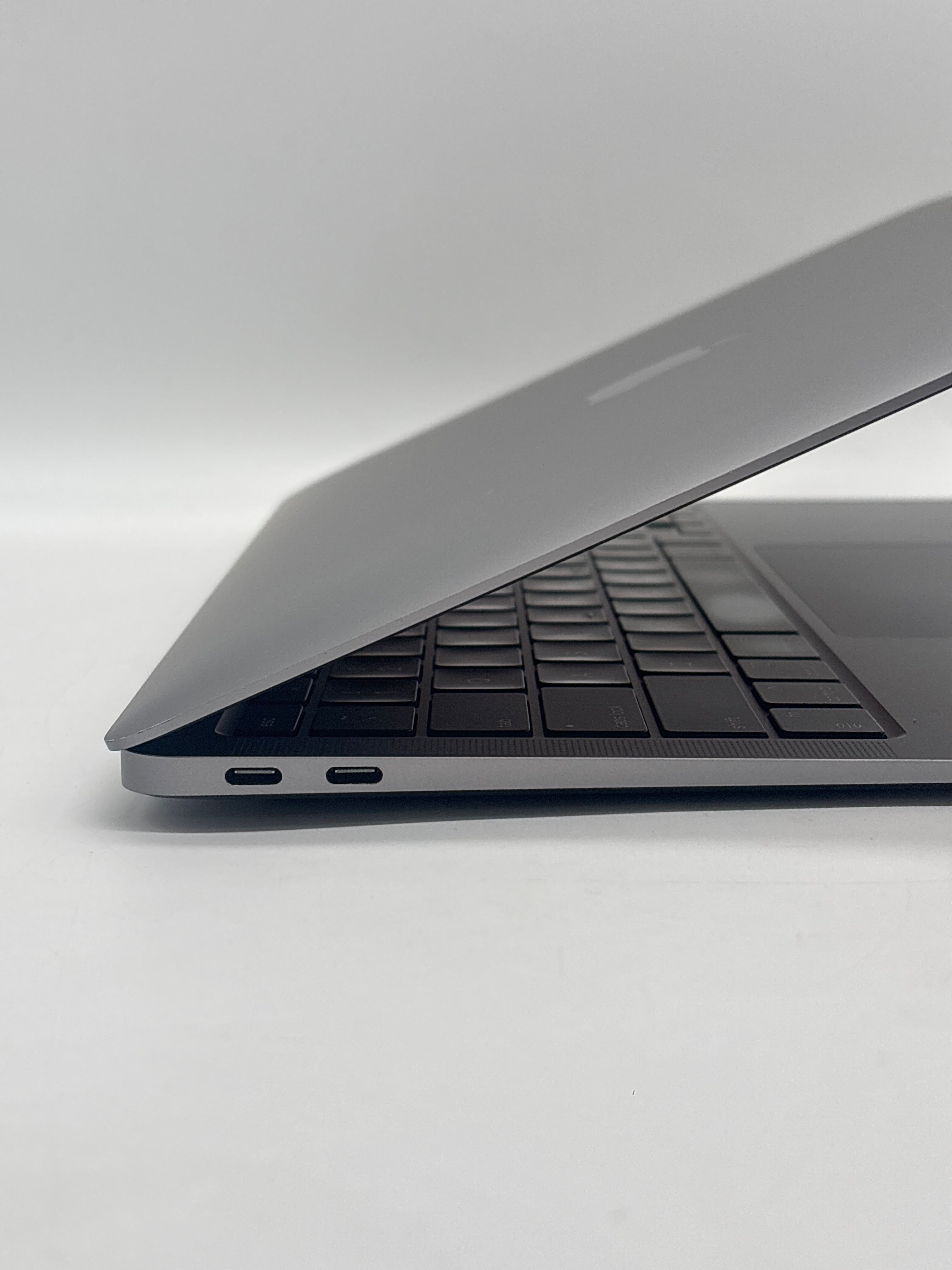 Apple MacBook Air 13" A2337 M1 8GB RAM 256GB SSD