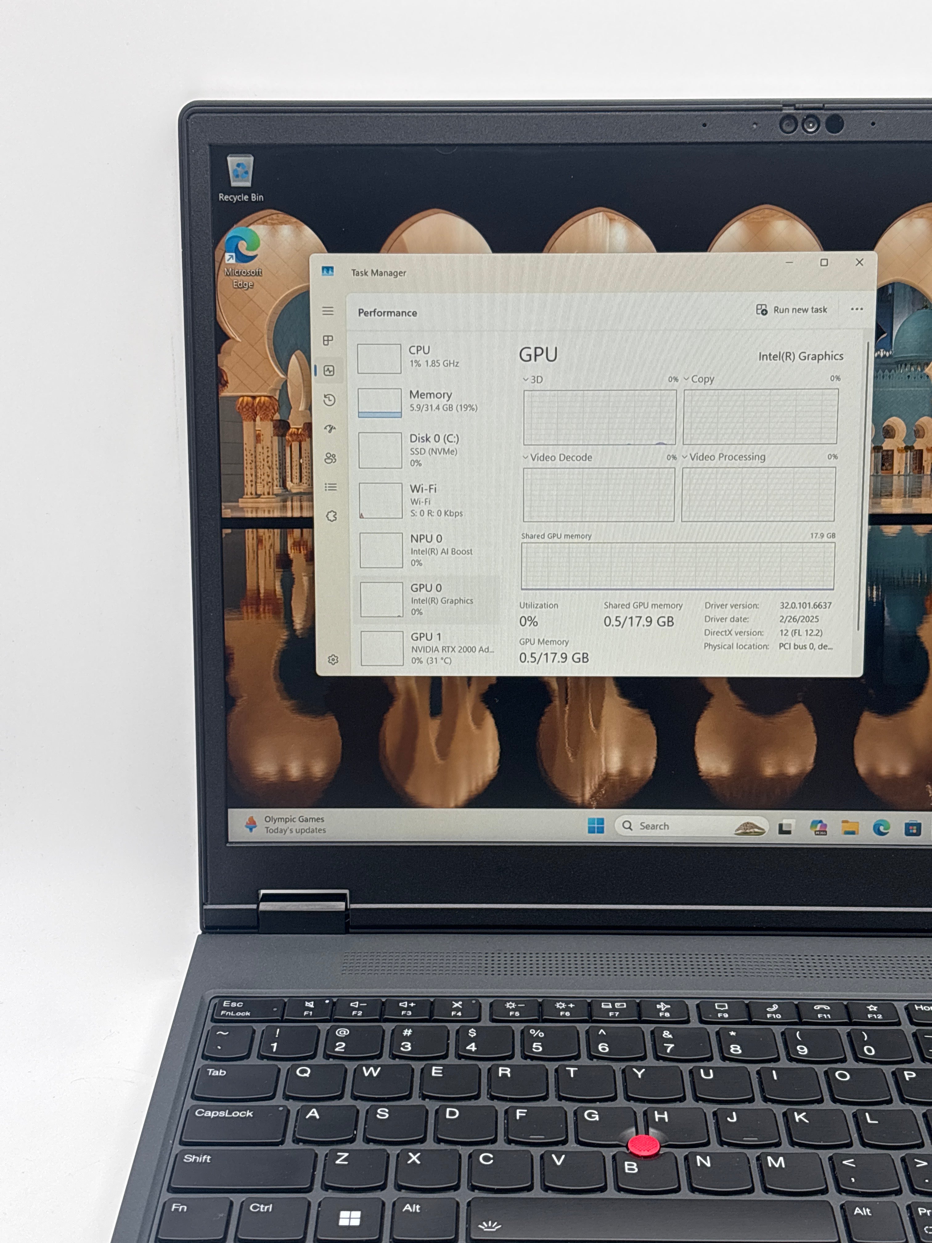 Lenovo ThinkPad P16v Gen 2 Ultra 7 165H 32GB RAM 512GB SSD RTX 2000 Ada  - Warranty