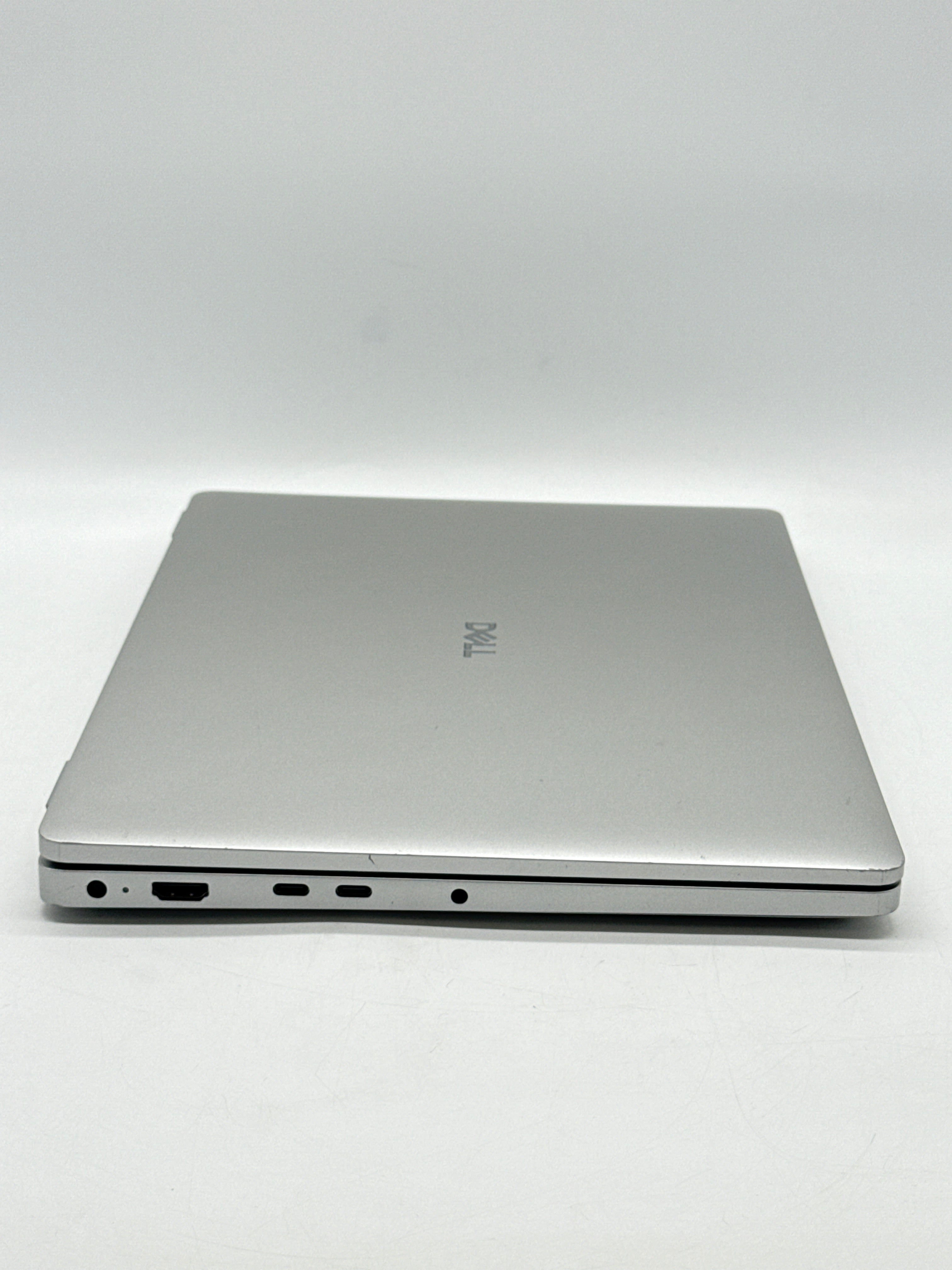 Dell Pro 14 14" Core Ultra 5 235U 2.0GHz 16GB RAM 512GB SSD Gray Used
