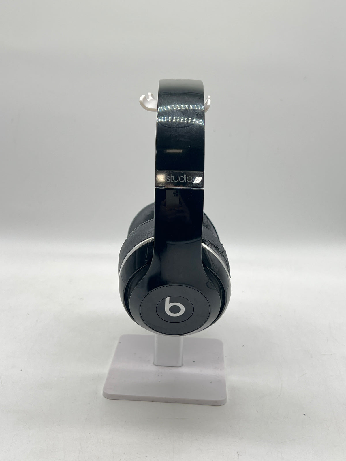 Beats Studio Wireless B0501 Over-Ear Headphones Black w/ Case - Used