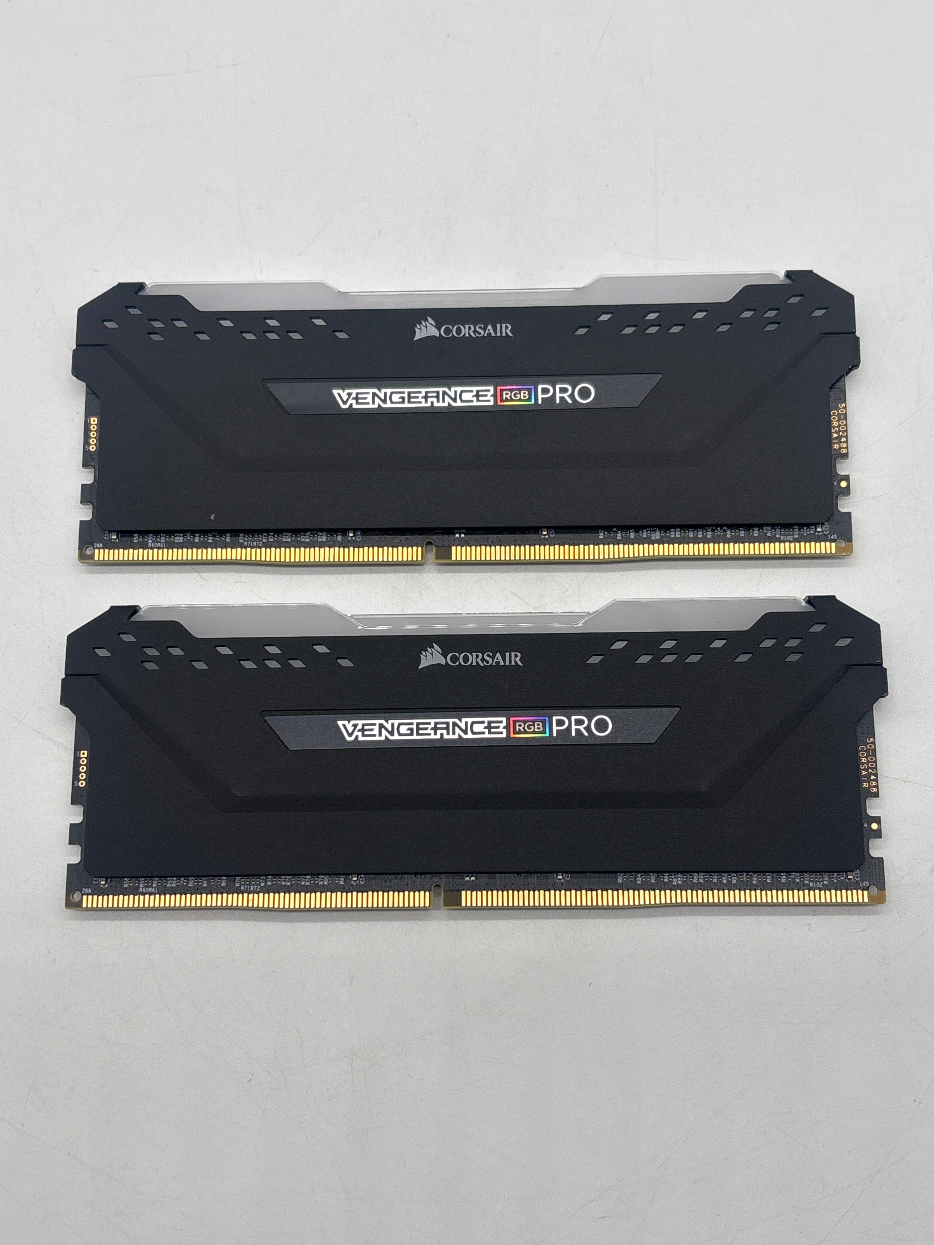 Corsair Vengeance Pro 32GB (2 x 16GB) RAM DDR4-3600 MHz - New Open Box