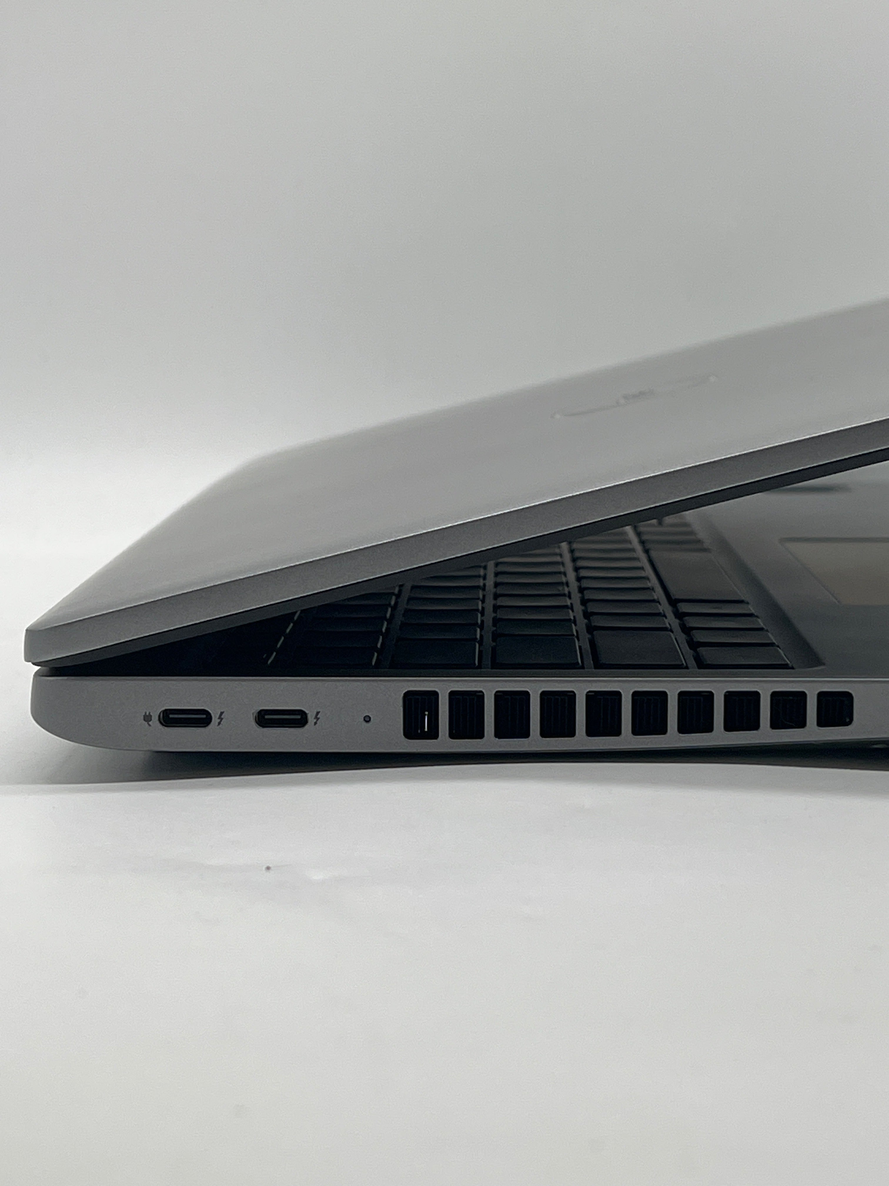 Dell Latitude 5550 15" Core Ultra 7 165U 48GB RAM 1TB SSD - For Parts