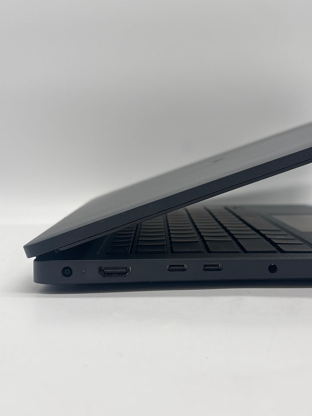 Dell Pro 14 14 inch Intel Core i5-120U 16GB RAM 512GB SSD Black