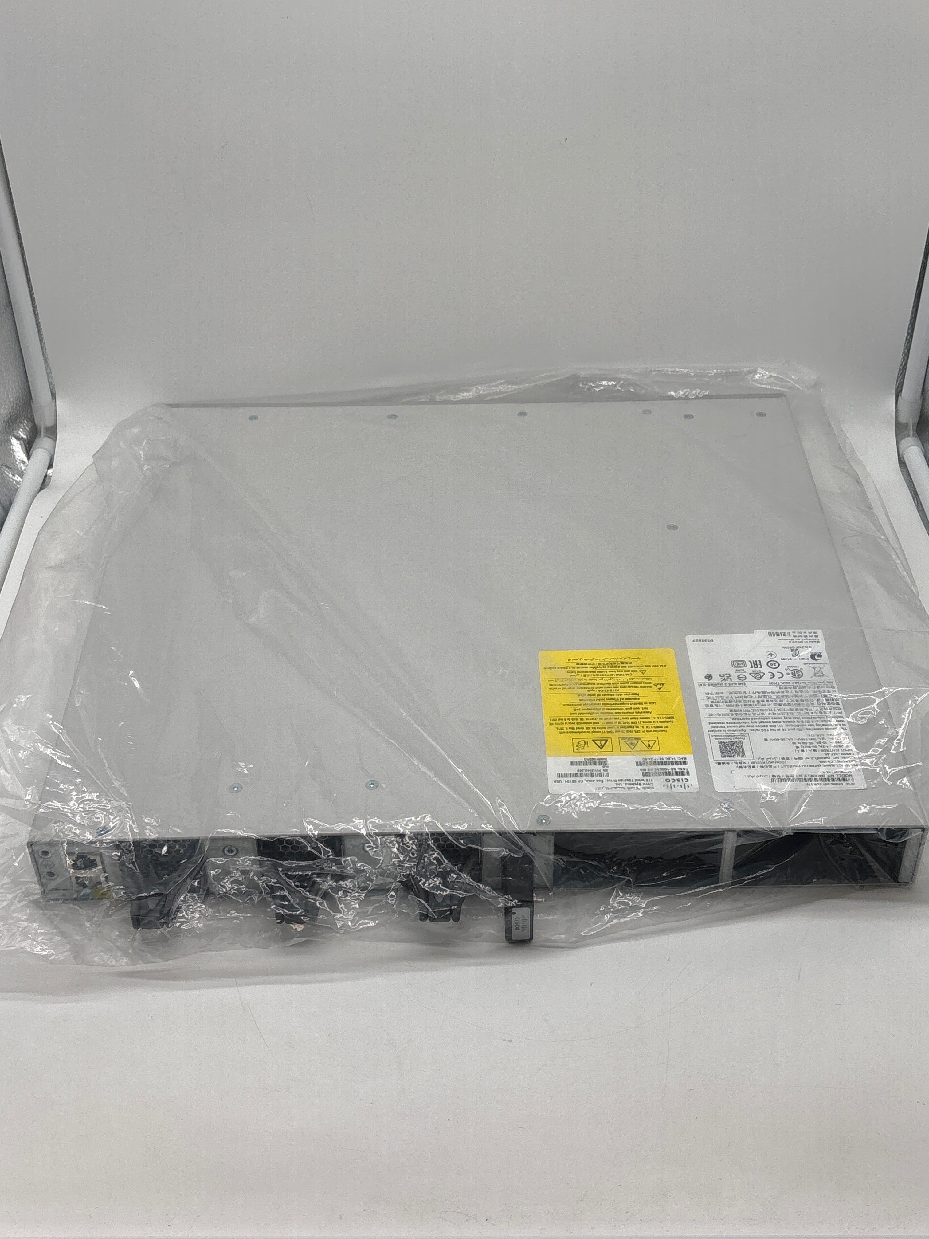 Cisco C9300L-24T-4X Catalyst Switch 24-Port Rack Mountable - New No Box