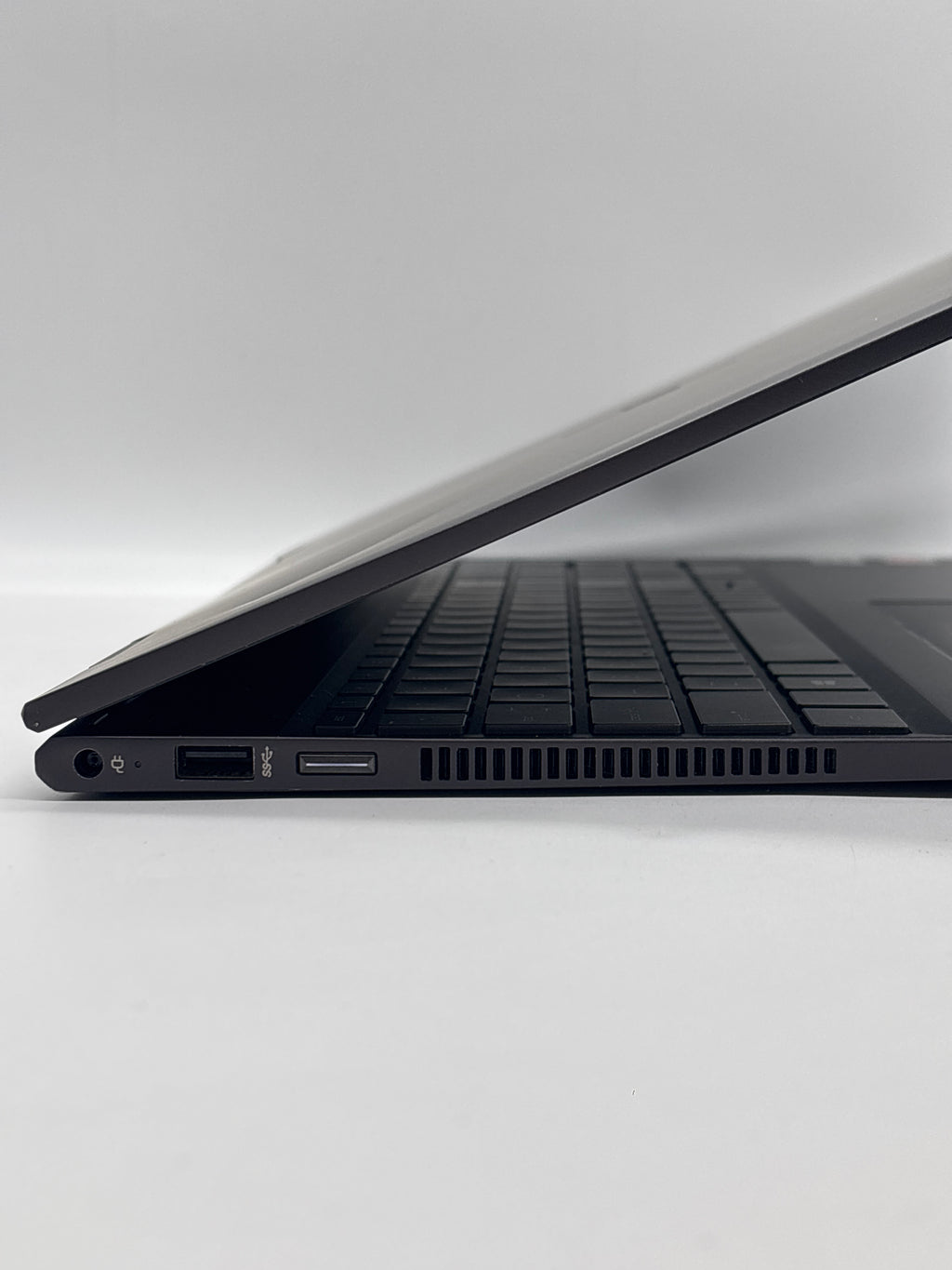 HP ENVY x360 15-ds1083cl AMD Ryzen 7 4700U 8GB RAM 512GB SSD
