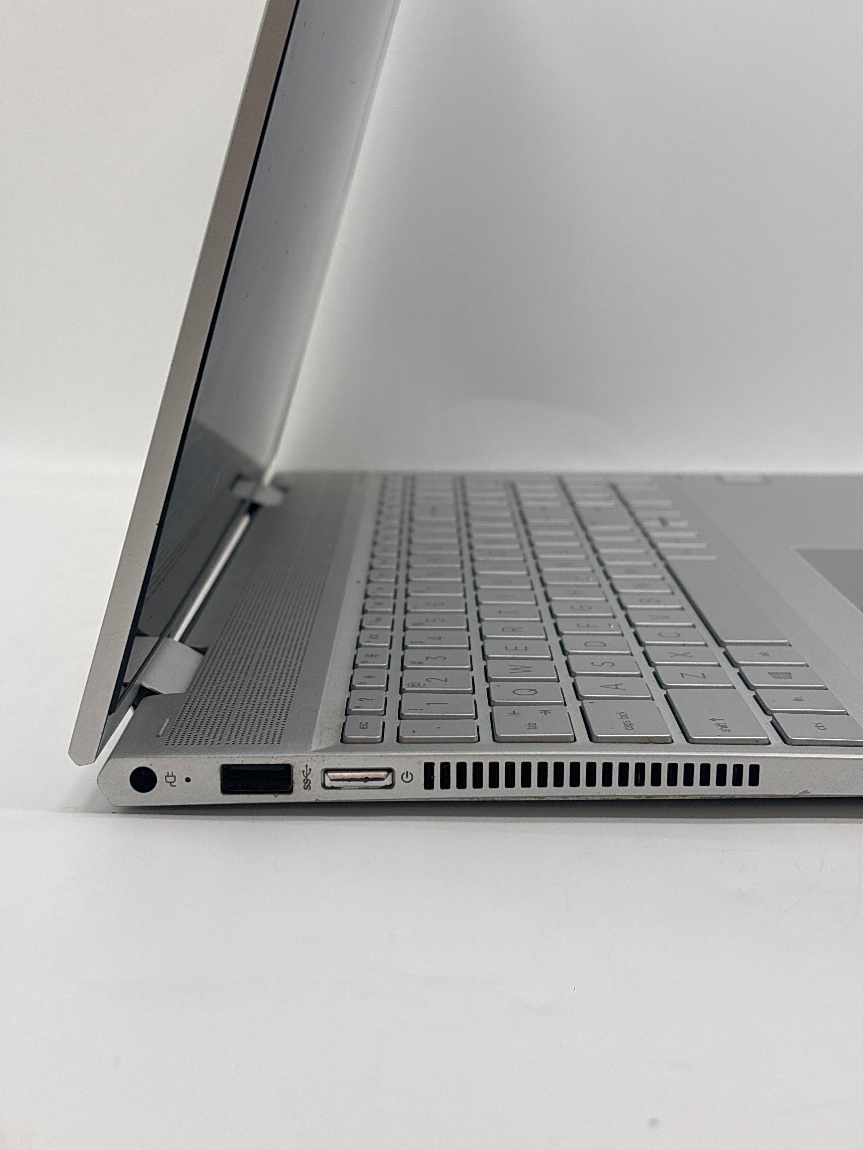 HP Envy x360 15-CN1065NR 15.6" Core i7-8565U 8GB RAM 128GB SSD - For Parts