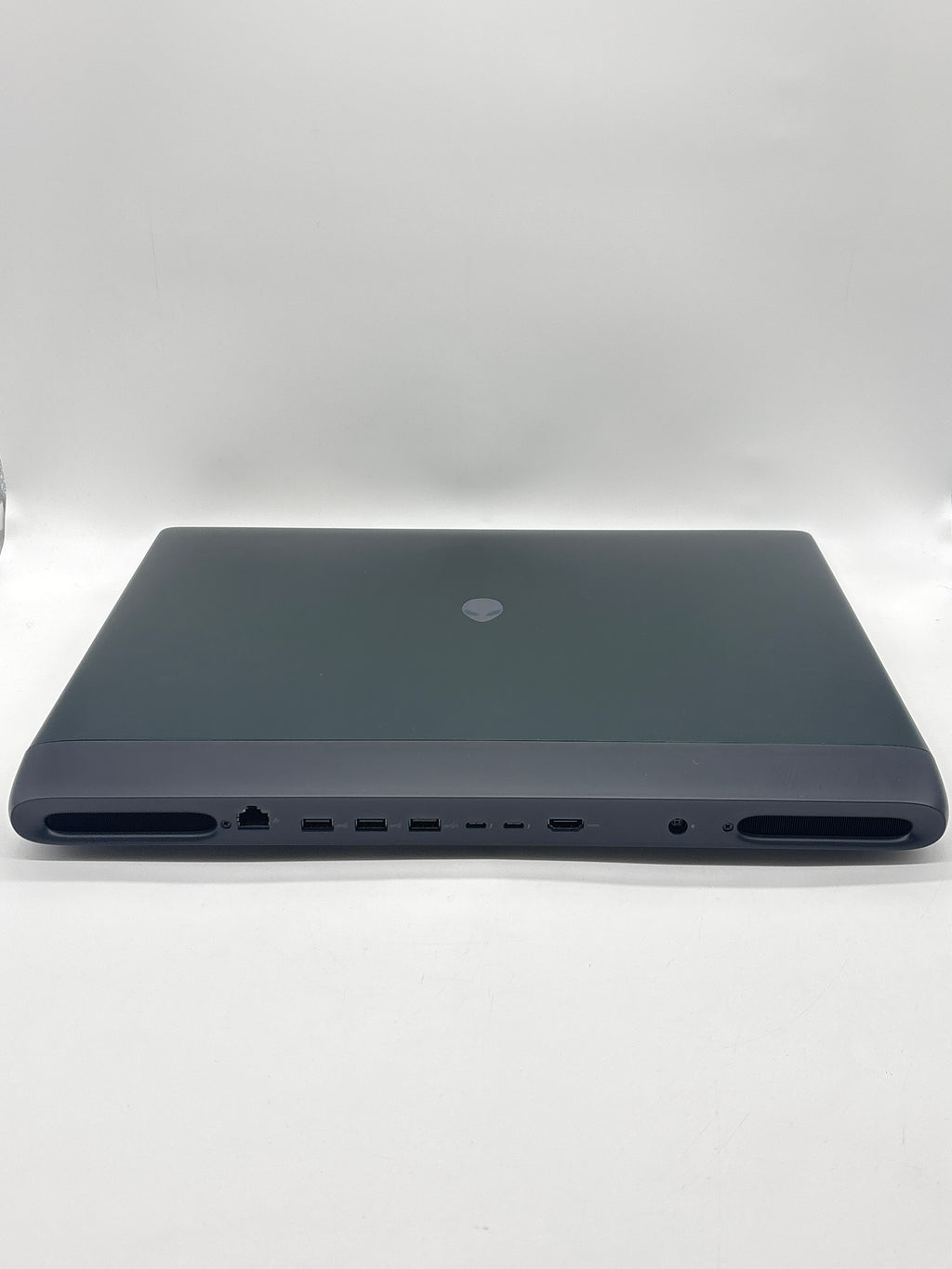 Dell Alienware 18 Area 51 Ultra 9 275HX 64GB RAM 2TB SSD RTX 5090 - Warranty