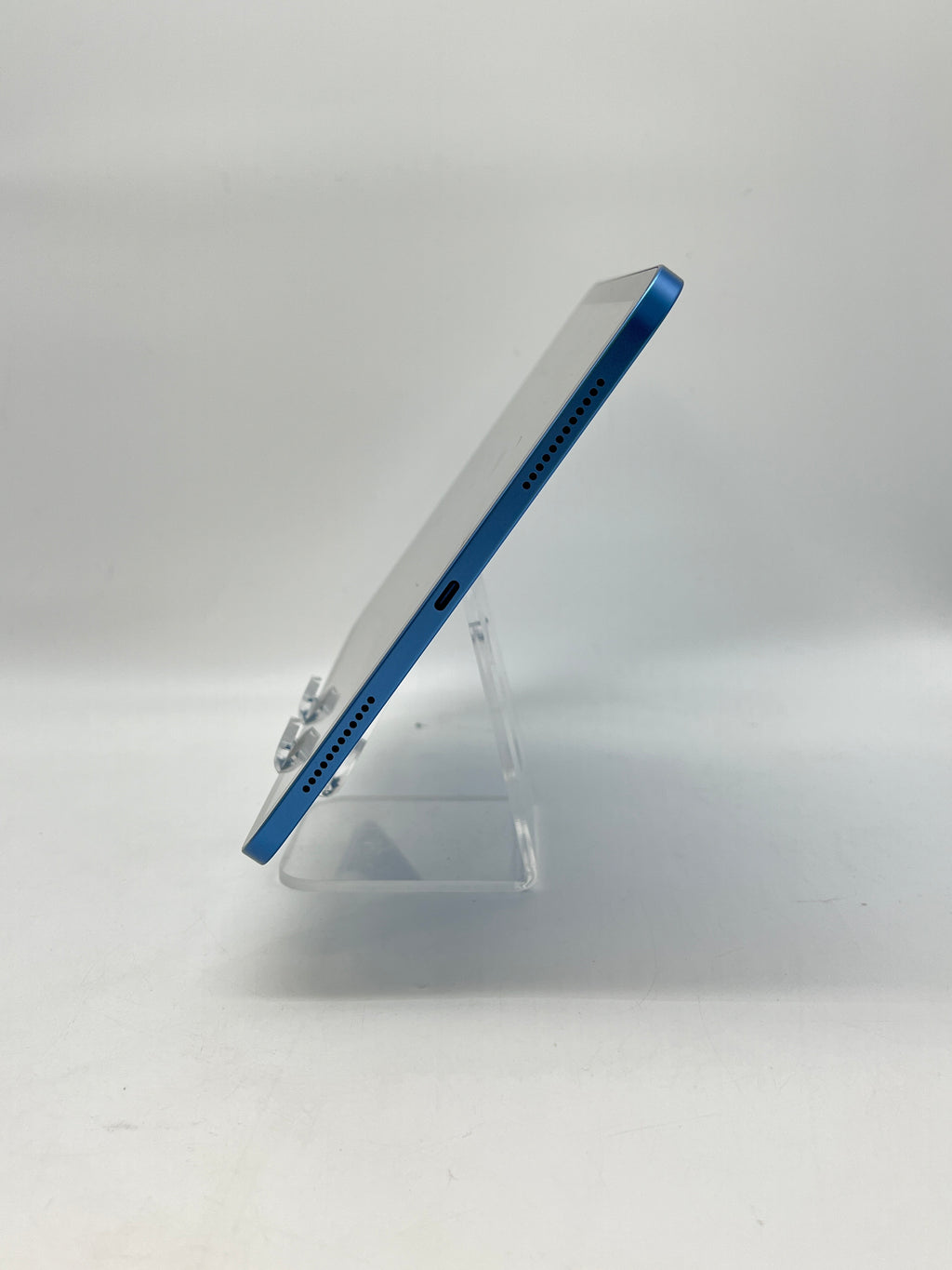 Apple iPad A16 11th Gen 128GB Wi-Fi Blue MD4A4LL/A - Used