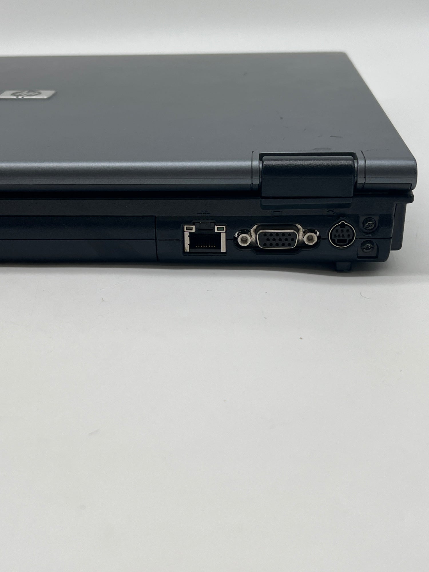 HP Compaq 6710b Core 2 Duo 2GB DDR2 - For Parts Bad Battery