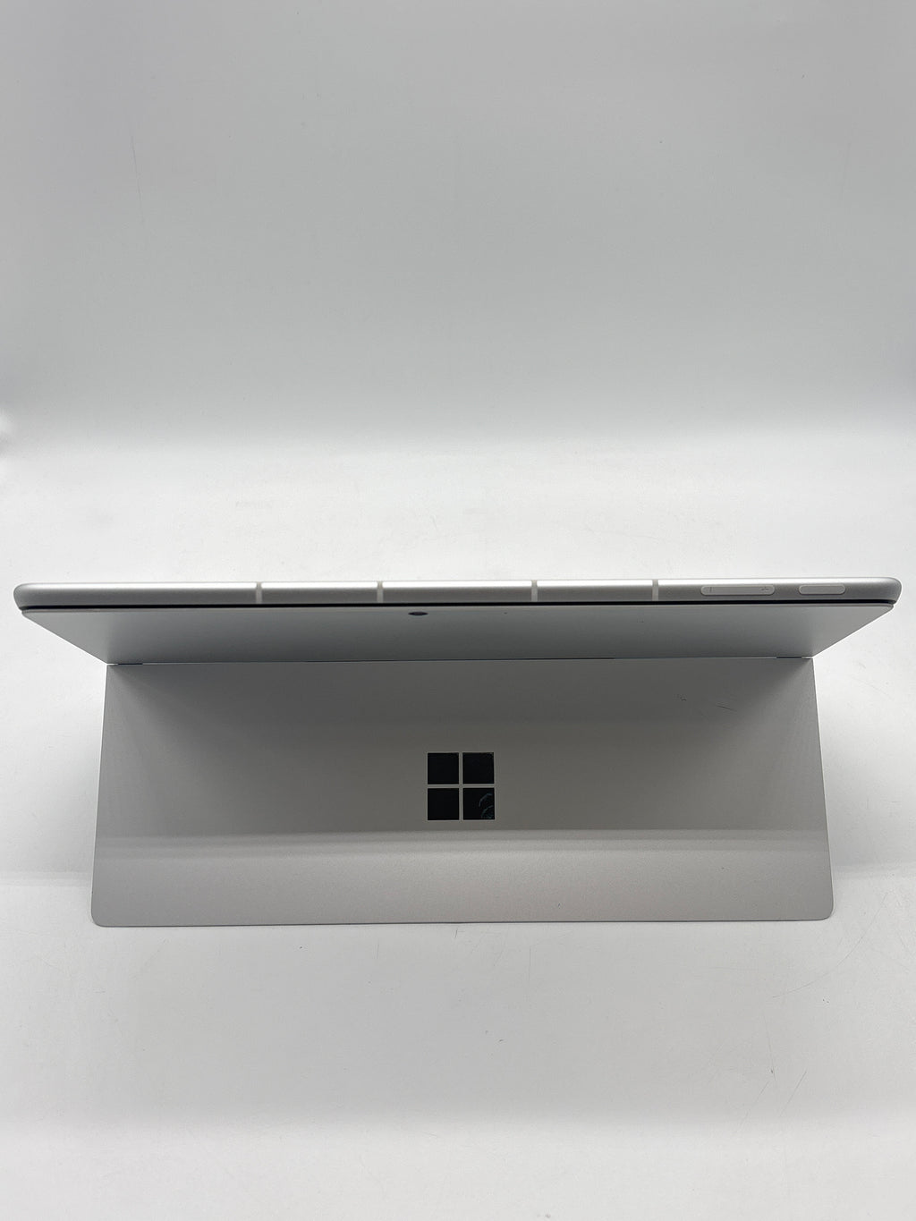 Microsoft Surface Pro 9 1997 SQ3 16GB RAM 512GB SSD