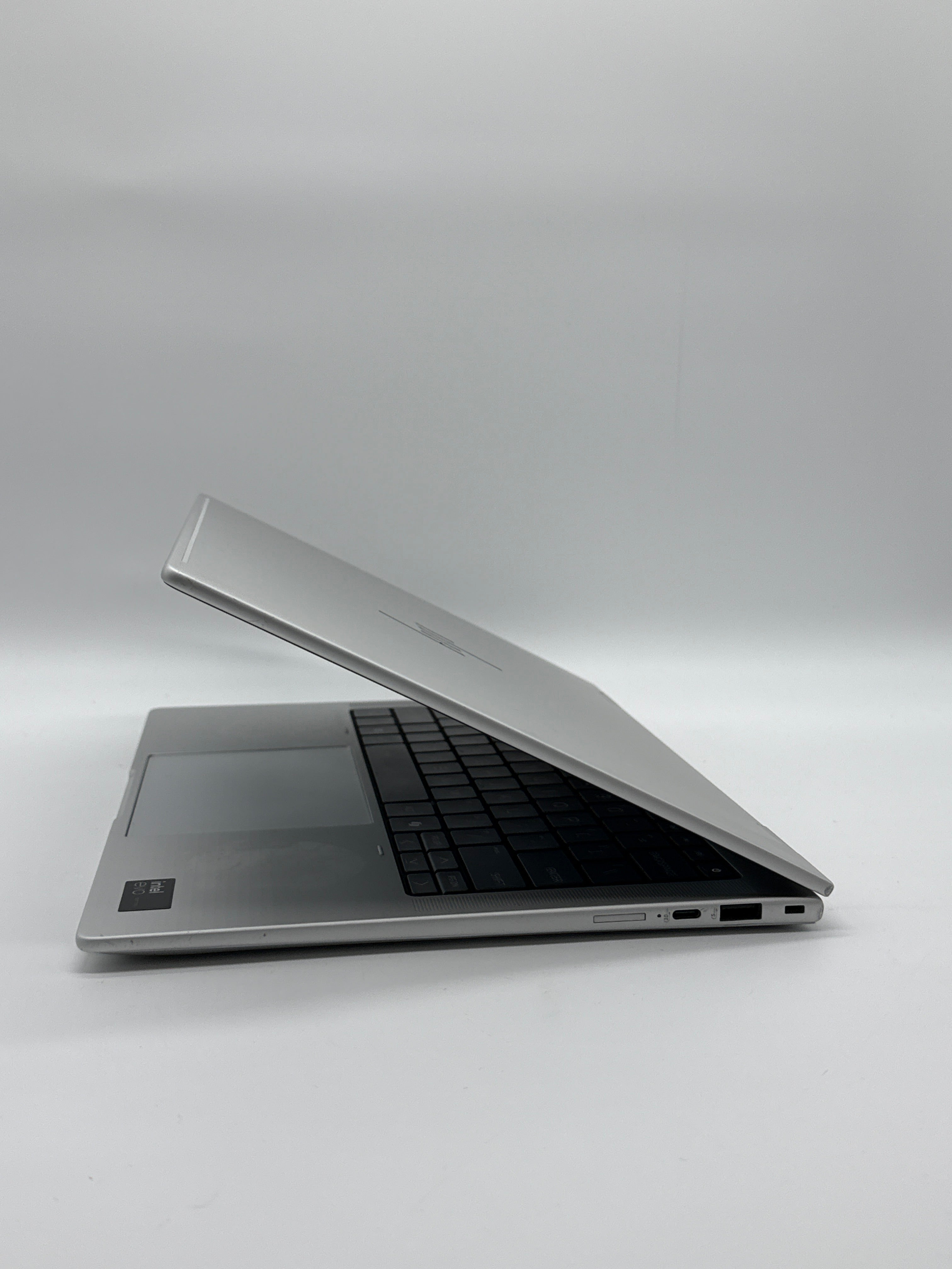 HP Elite x360 1040 G11 2-in-1 Touch Ultra 7 16GB RAM 256GB SSD