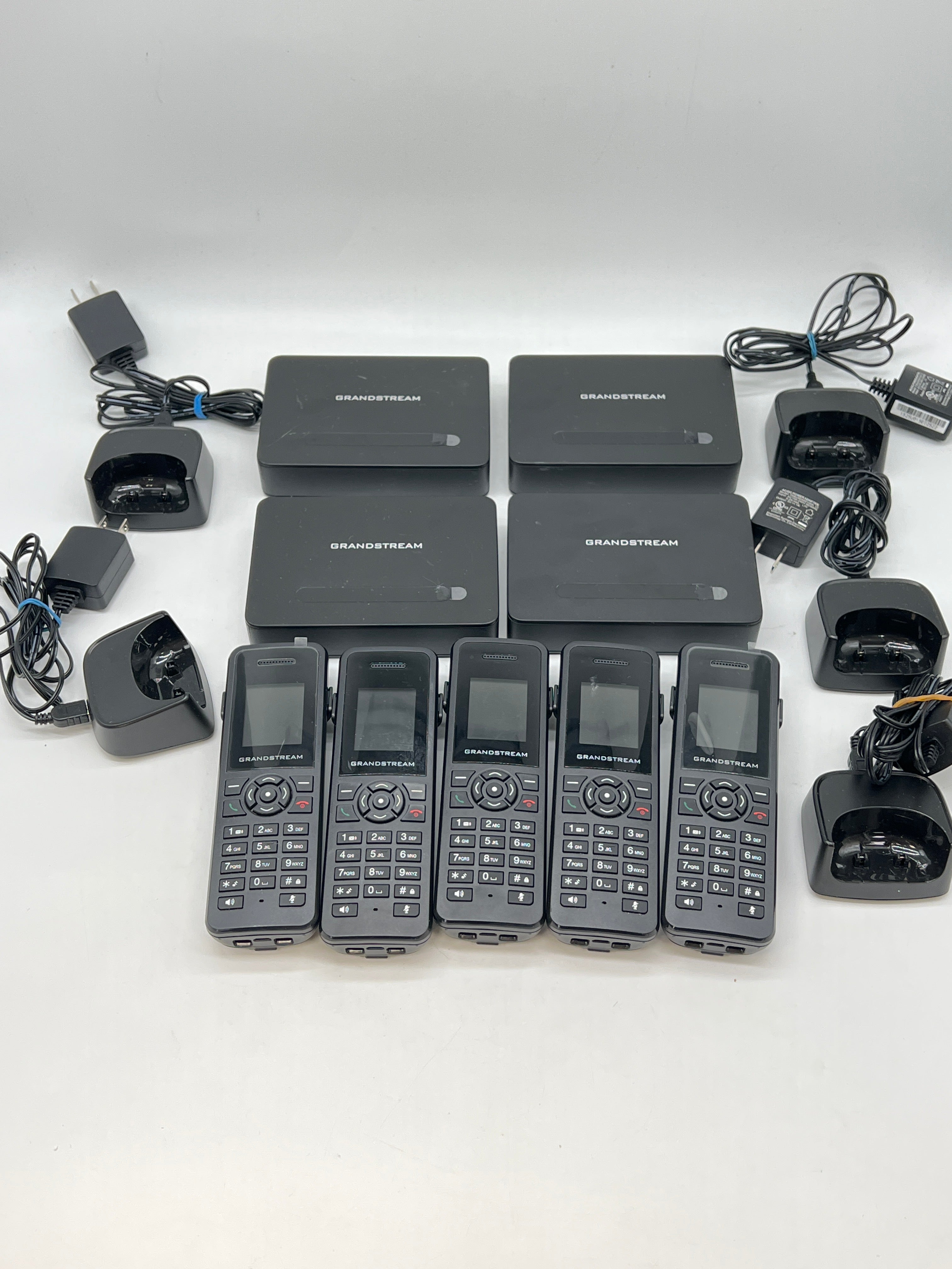 Grandstream DP750 System Bundle w/ 5 Cordless Handsets & 4 Base Stations - Used