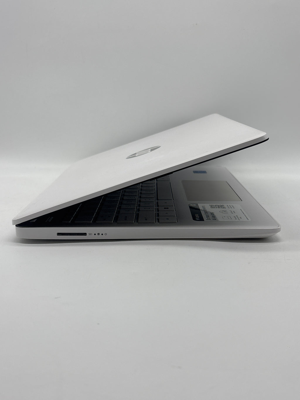 HP 14-dq0080nr Celeron N4020 4GB RAM 64GB eMMC Used