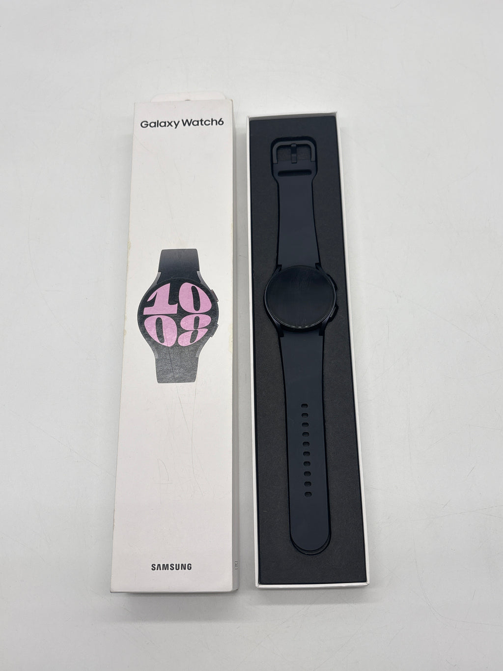 Samsung Galaxy Watch 6 SM-R95U 40mm Gray Unlocked - Used With Box
