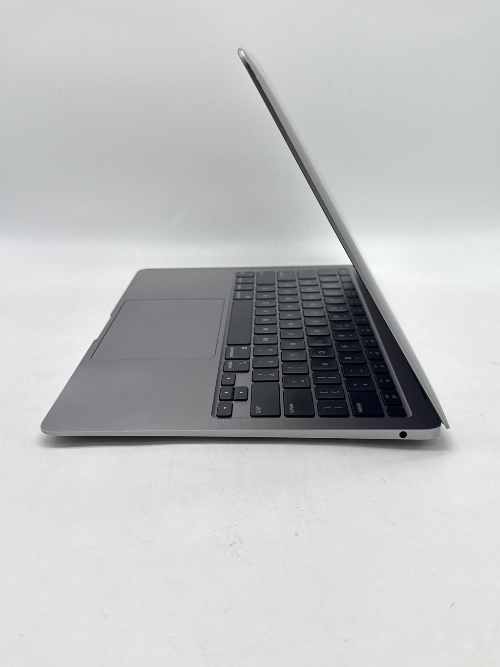 Apple MacBook Air 13" M1 A2337 8GB RAM 256GB SSD - Used