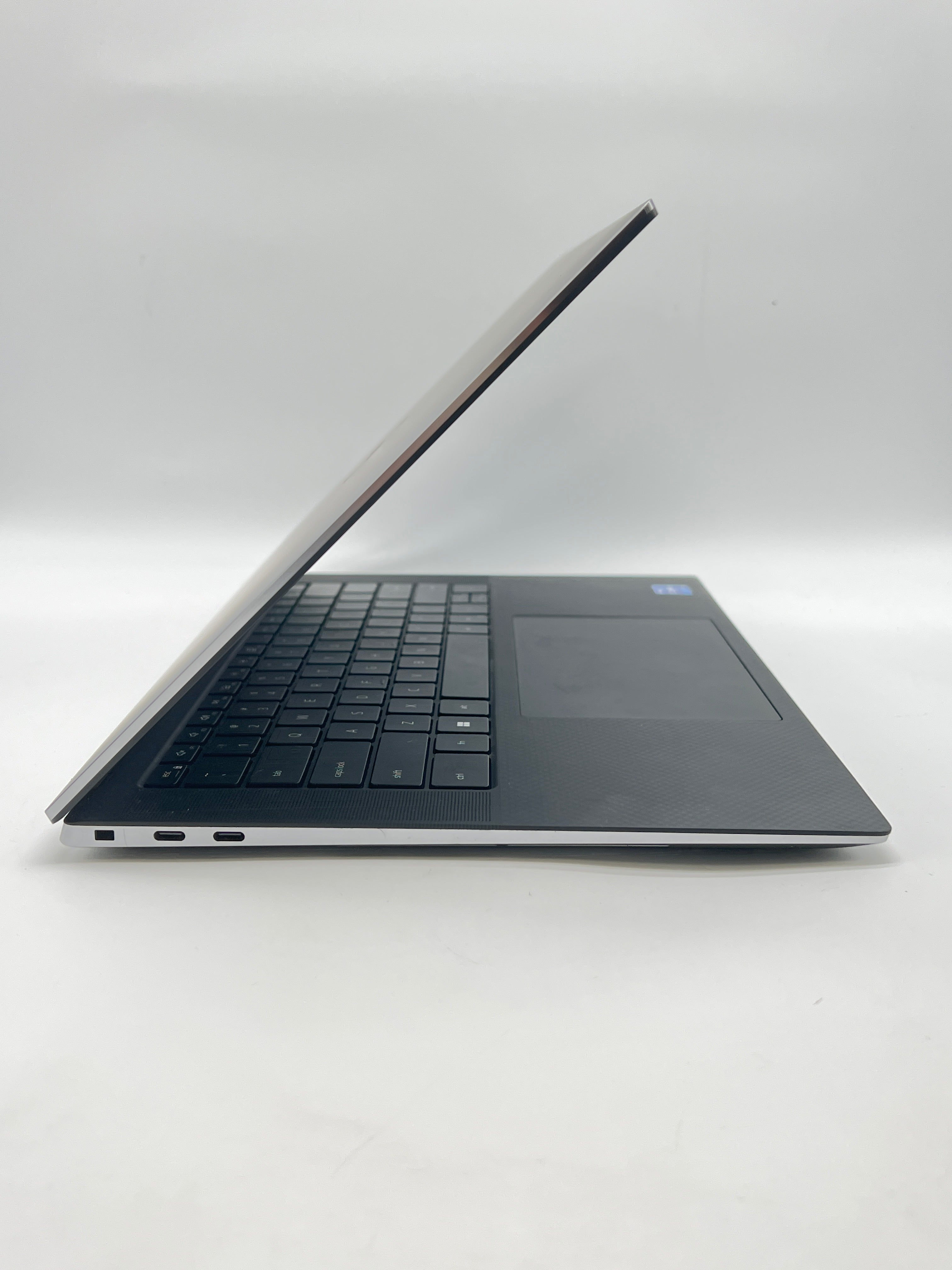 Dell Precision 5560 i7-11850H 32GB RAM 512GB SSD Nvidia T1200 - BIOS Locked/Remotely Managed