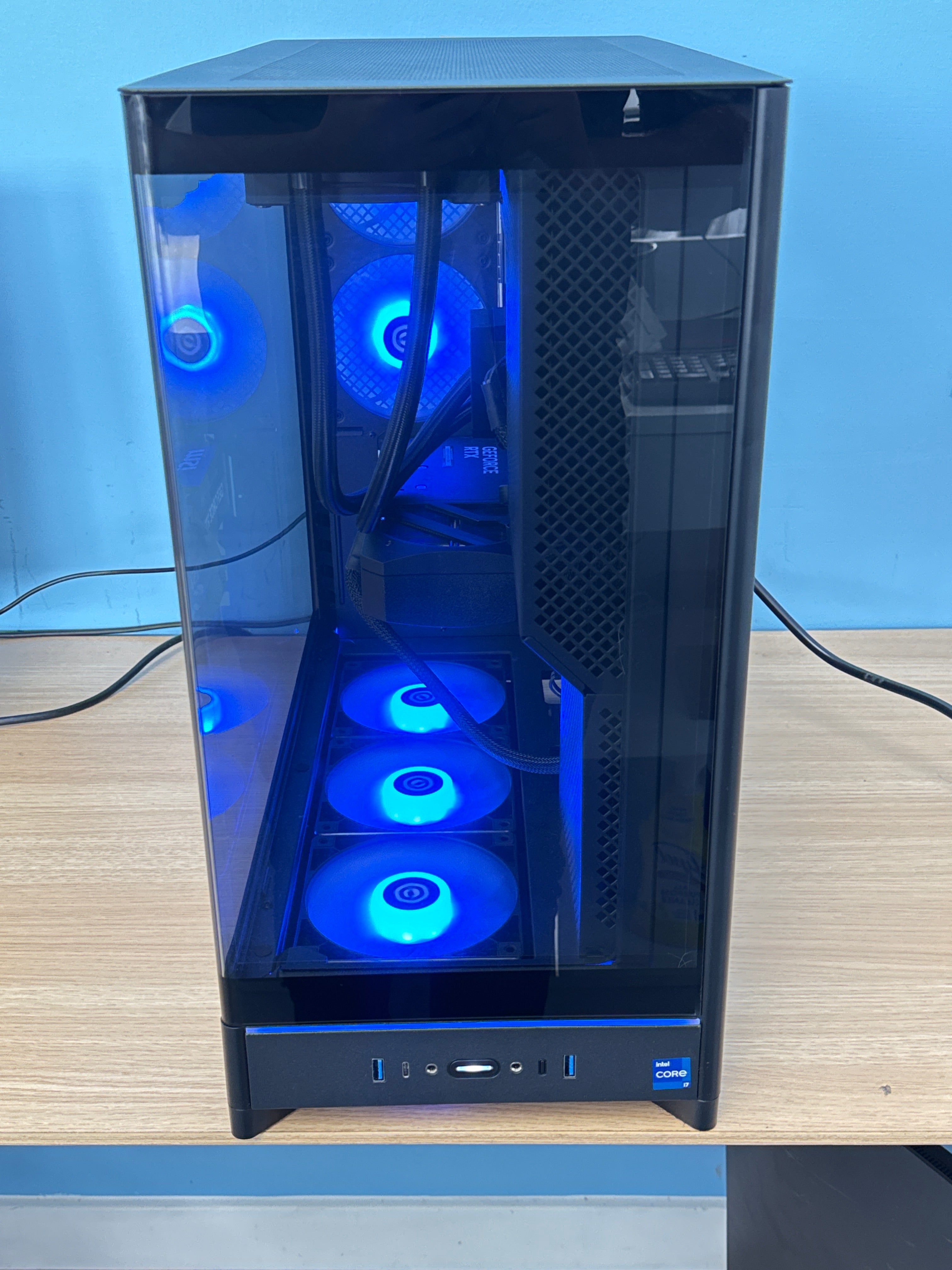 CyberpowerPC C-Series i7-14700F 32GB RAM DDR5 2TB SSD RTX 5070 - Used