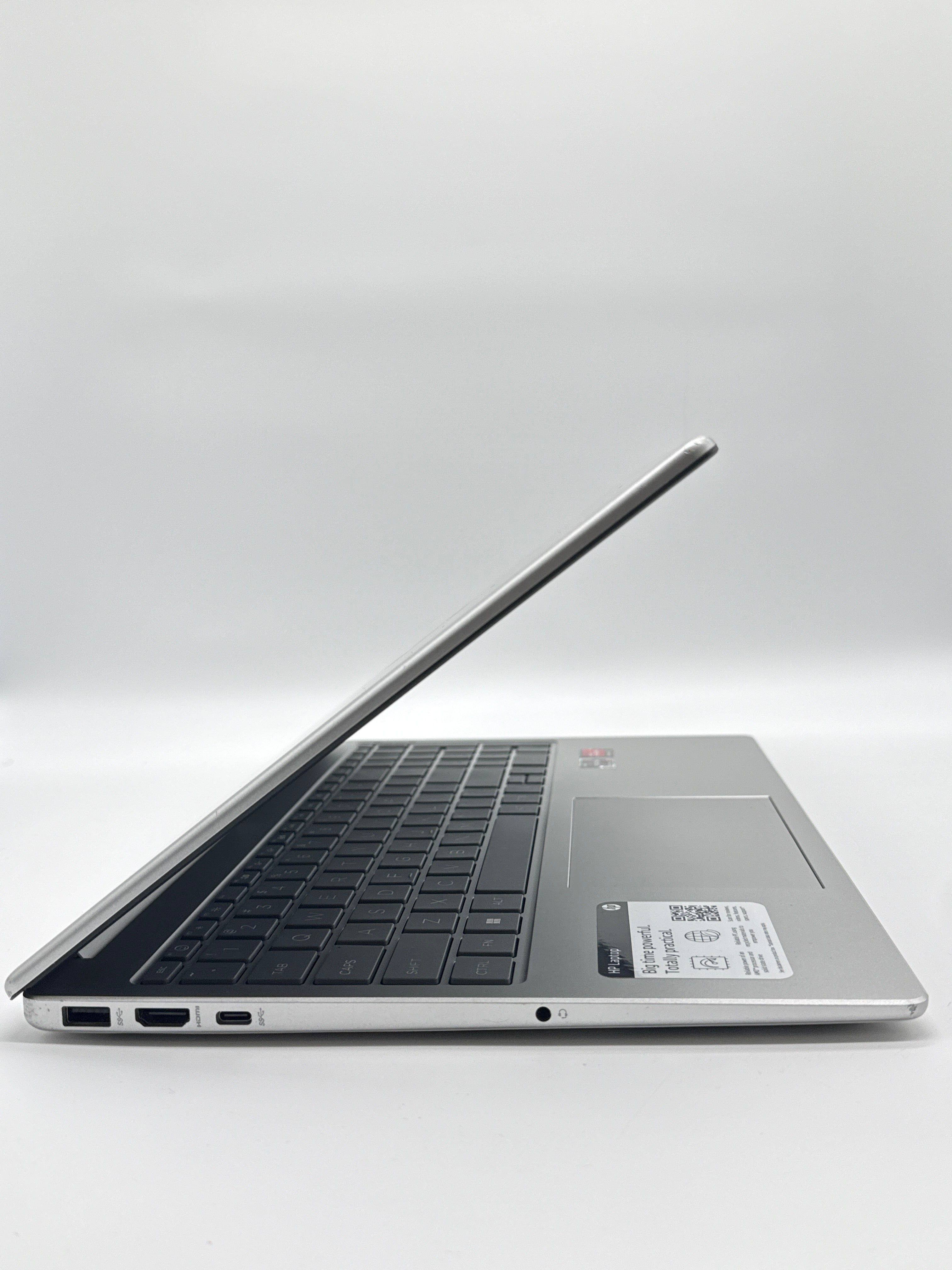 HP 15-fc0013od AMD Ryzen 3 7320U 8GB RAM 256GB SSD