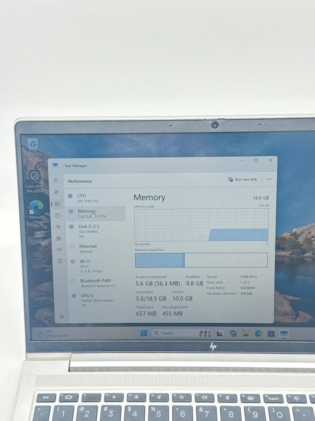 HP EliteBook 640 G9 14 in i5-12th Gen 16GB RAM 256GB SSD Gray Used