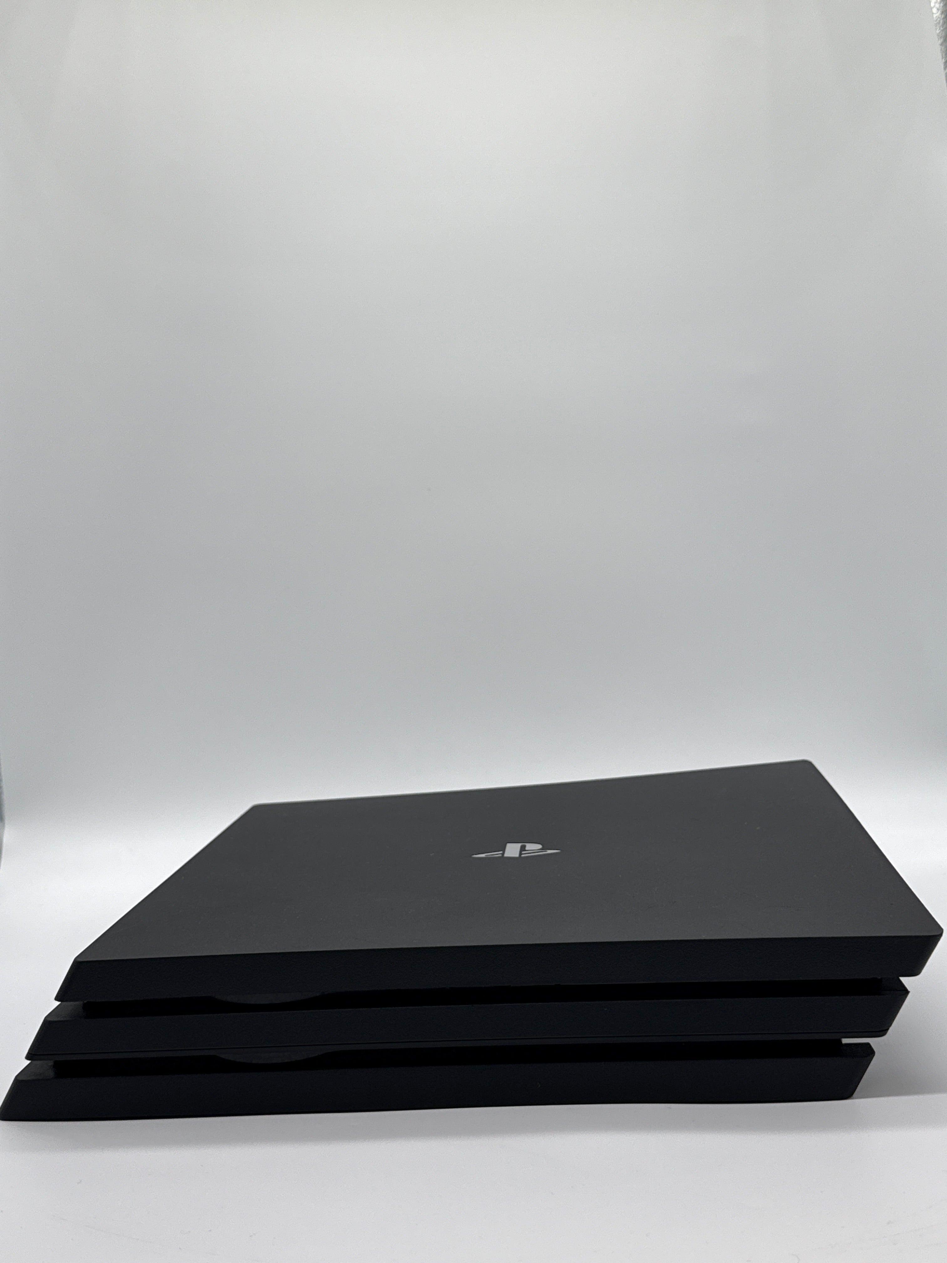 Sony PlayStation 4 Pro 1TB Black Console only - for Parts (READ)