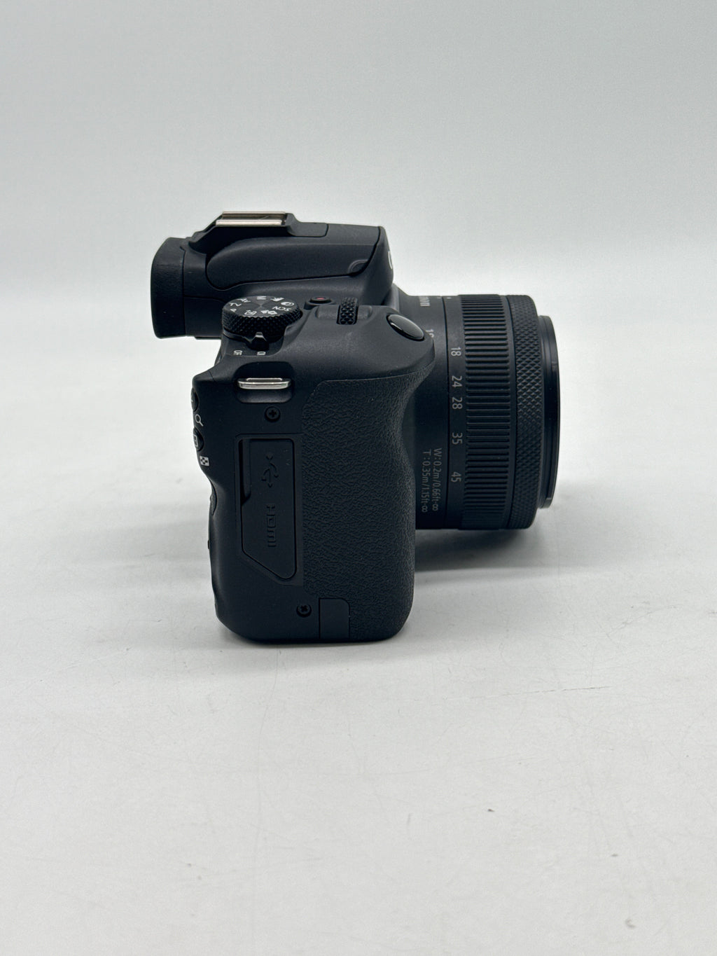 Canon EOS R100 24.1MP Mirrorless Camera w/ RF-S 18-45mm - Used