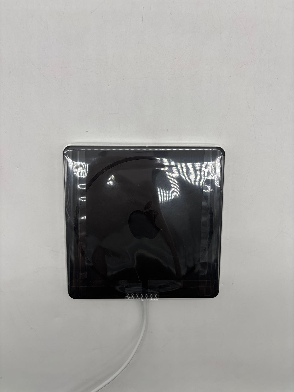 Apple A1379 External USB SuperDrive MD564LL/A Silver