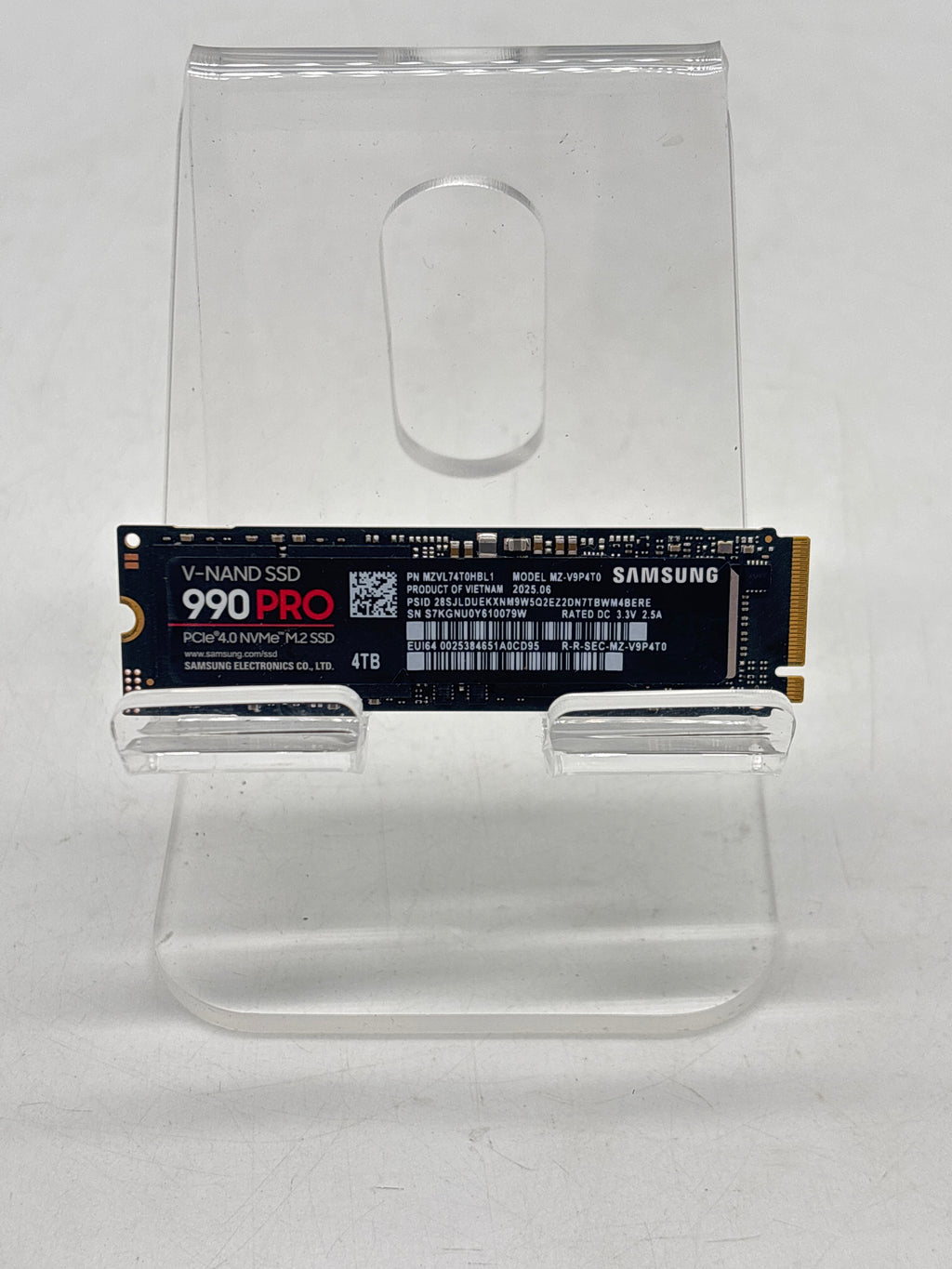 Samsung 990 PRO MZ-V9P4T0 4TB NVMe M.2 2280 PCIe 4.0 x4 SSD Black - Used