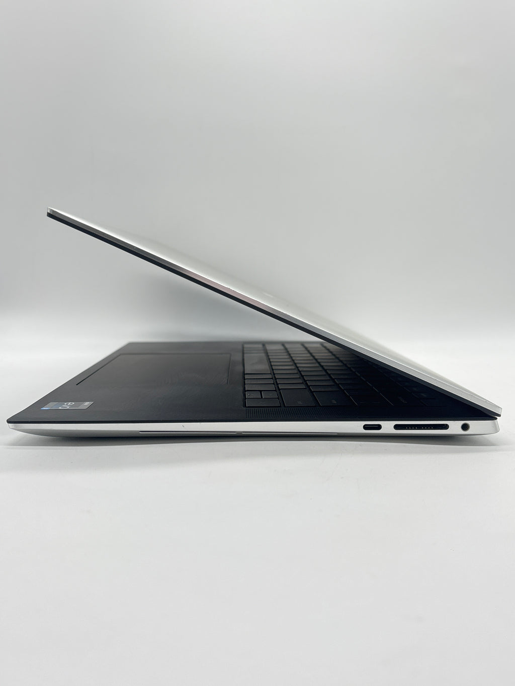 Dell XPS 15 9530 i7-13700H 32GB RAM 1TB SSD RTX 4050