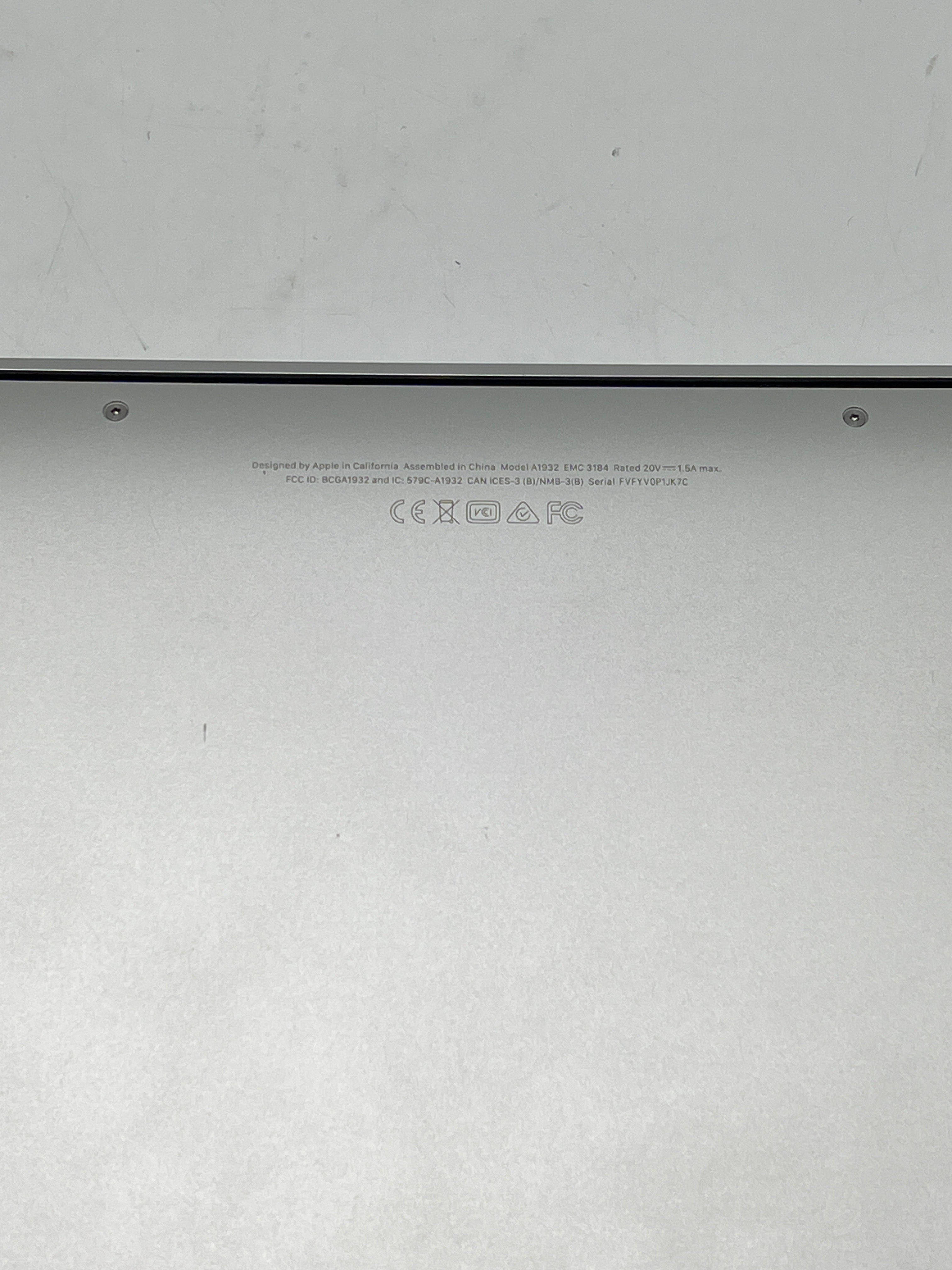 Apple MacBook Air 13" A1932 i5 8GB RAM 128GB SSD - For Parts Cracked Screen
