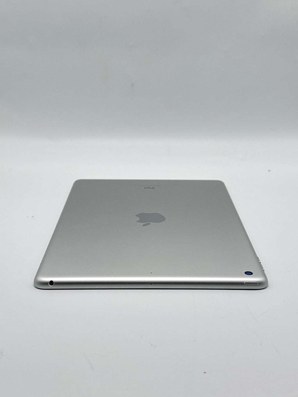 Apple iPad 9th Gen A2602 Wi-Fi 64GB Silver 10.2in A13 Bionic - Used