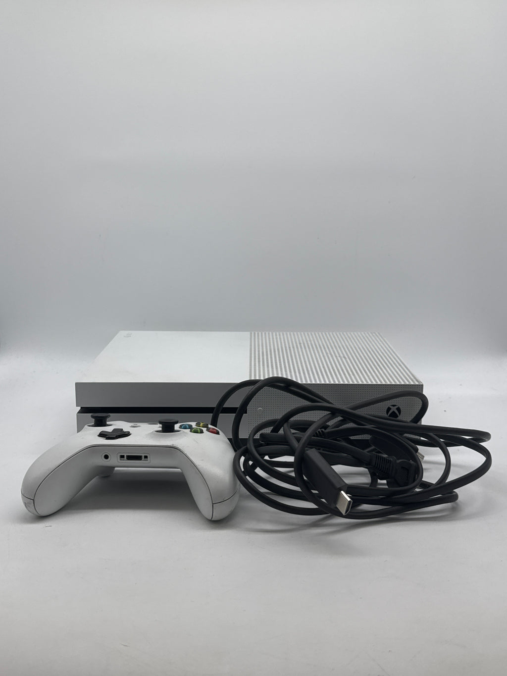 Microsoft Xbox One S 1681 500GB White Console w/ Controller HDMI Cable Used