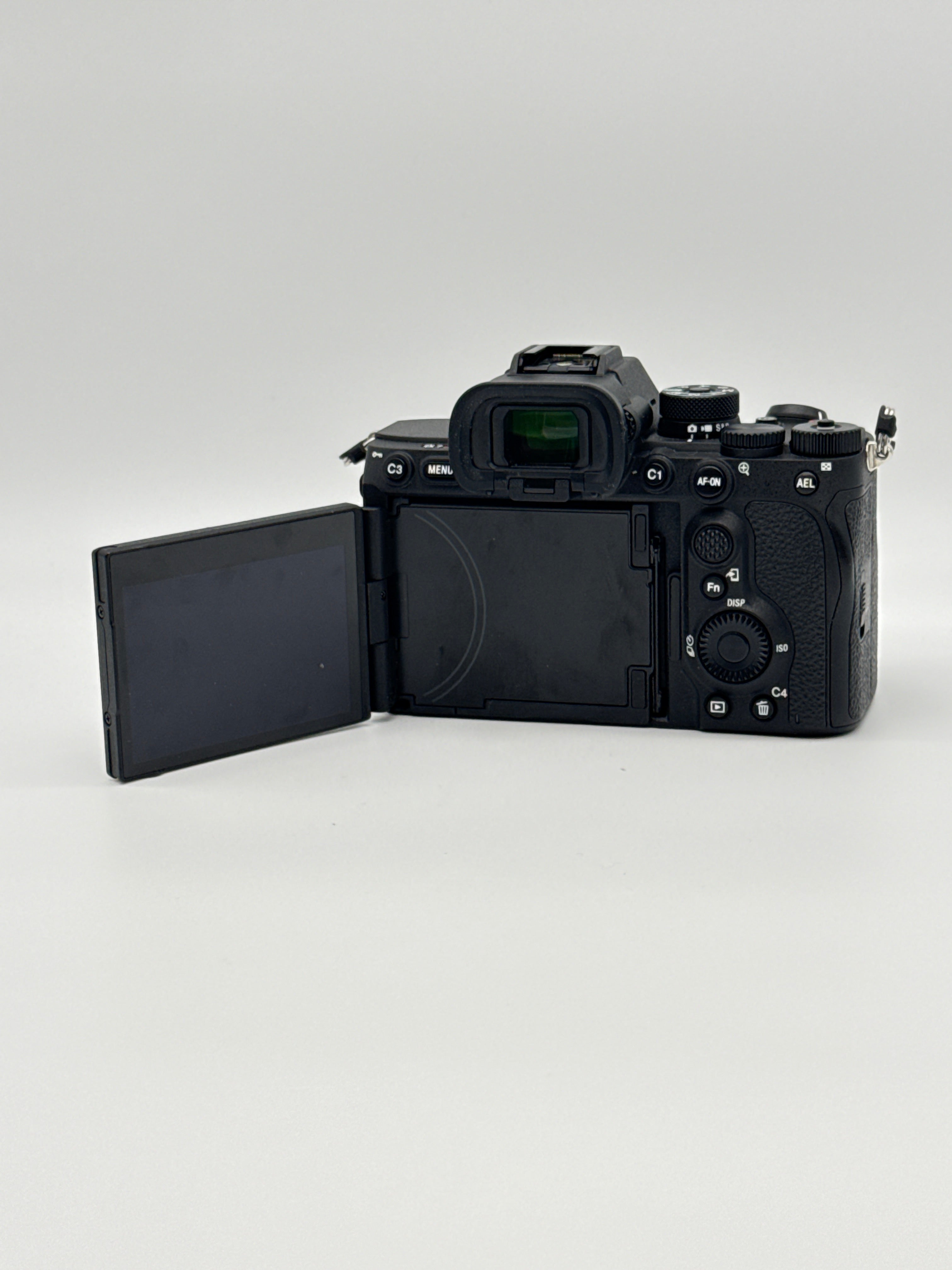 Sony A7R V ILCE-7RM5 61MP Full Frame Mirrorless Camera Body Only Black - Used