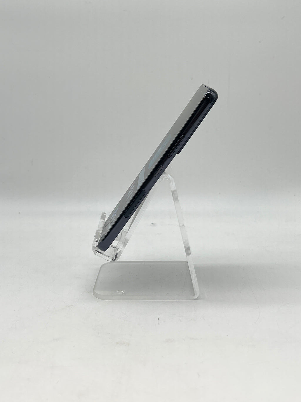 Samsung Galaxy S22 SM-S901U 5G 128GB T-Mobile - Used