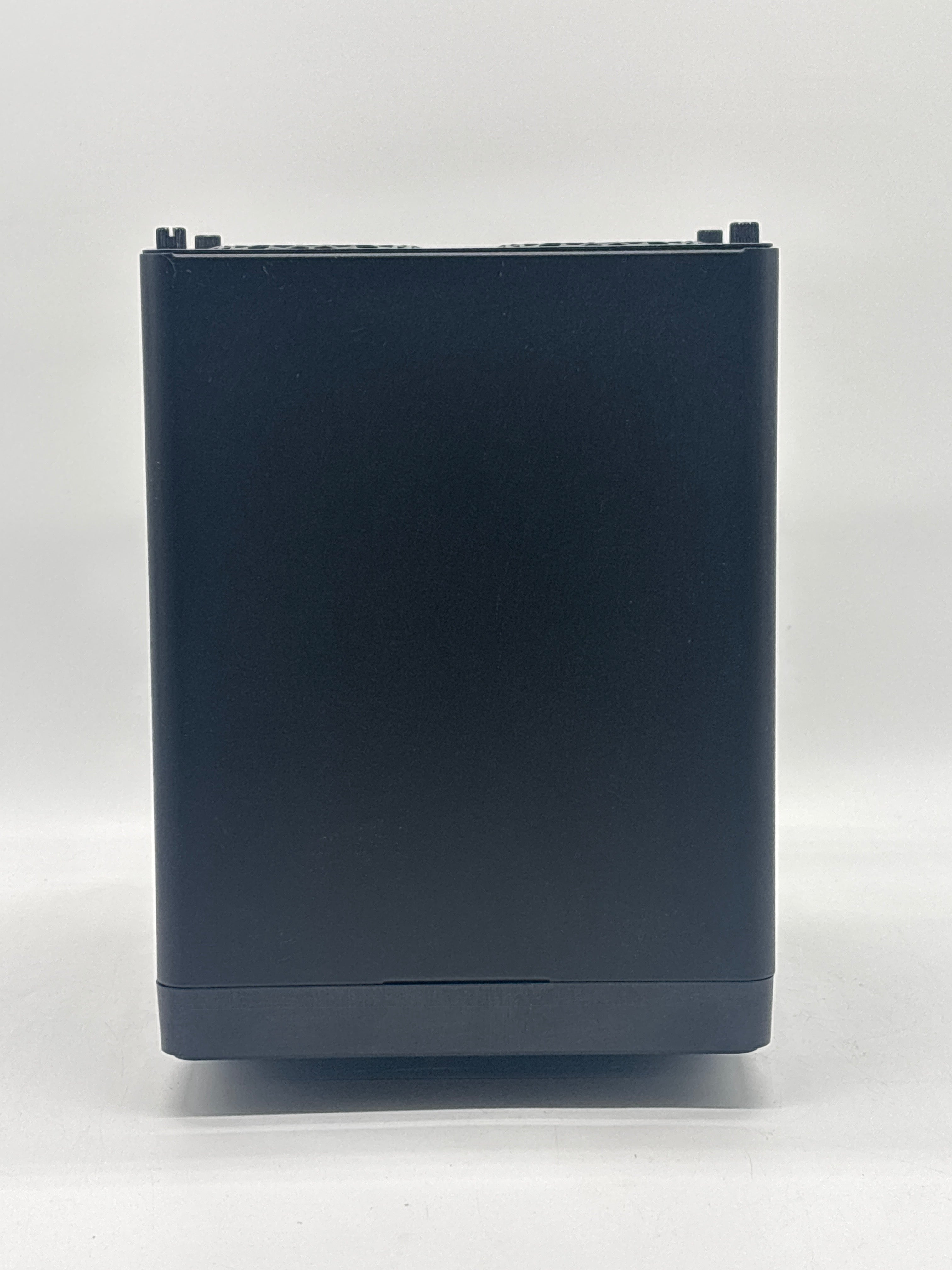 Synology 4-bay DiskStation DS423 (Diskless)- For Parts (NO Power)