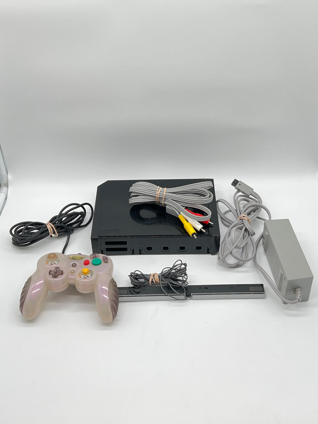 Nintendo Wii Console Bundle Black 2006 RVL-001 with Controller Used
