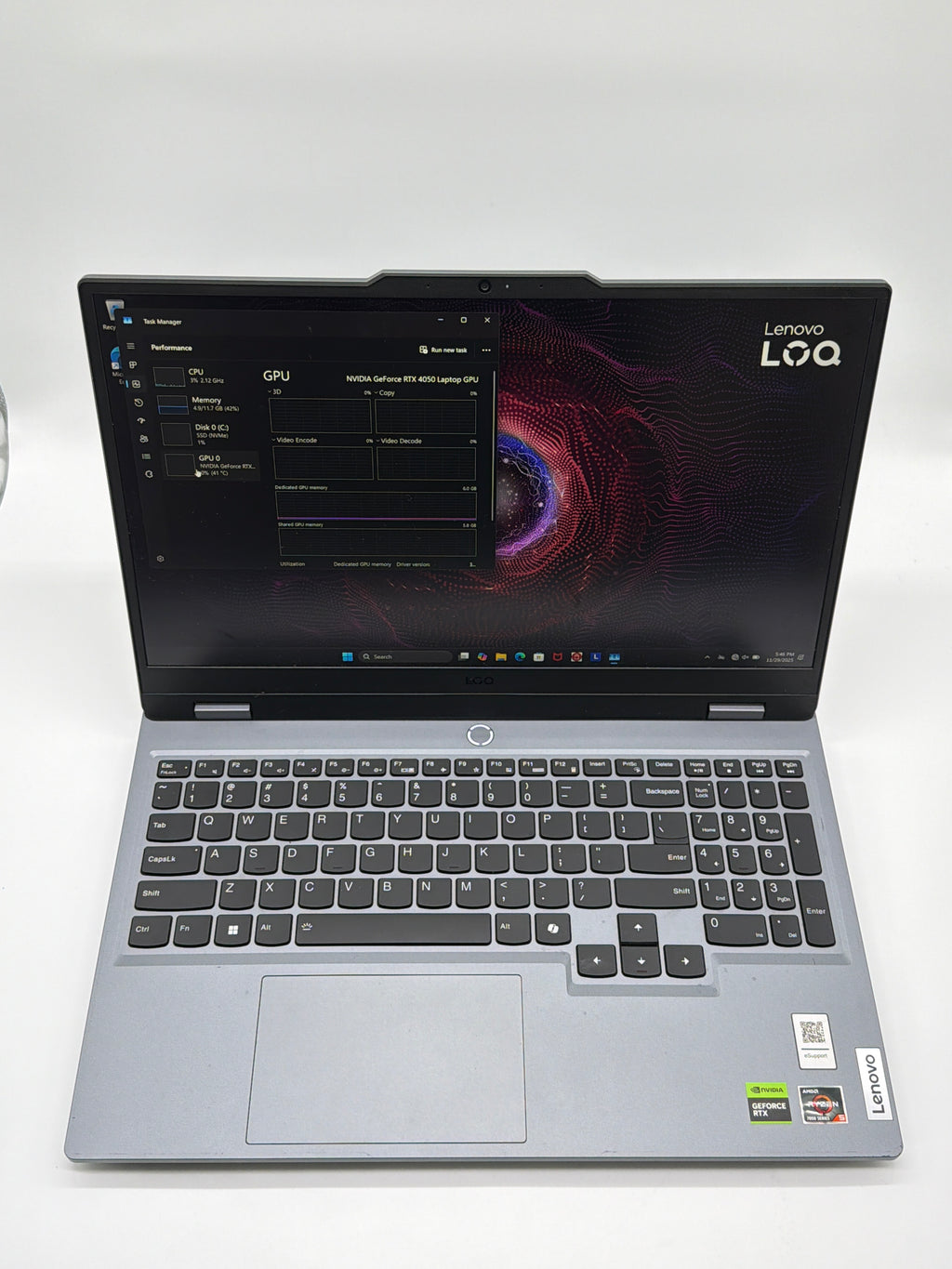 Lenovo LOQ 15ARP9 15.6" Ryzen 5 12GB RAM 512GB SSD RTX 4050 Gray