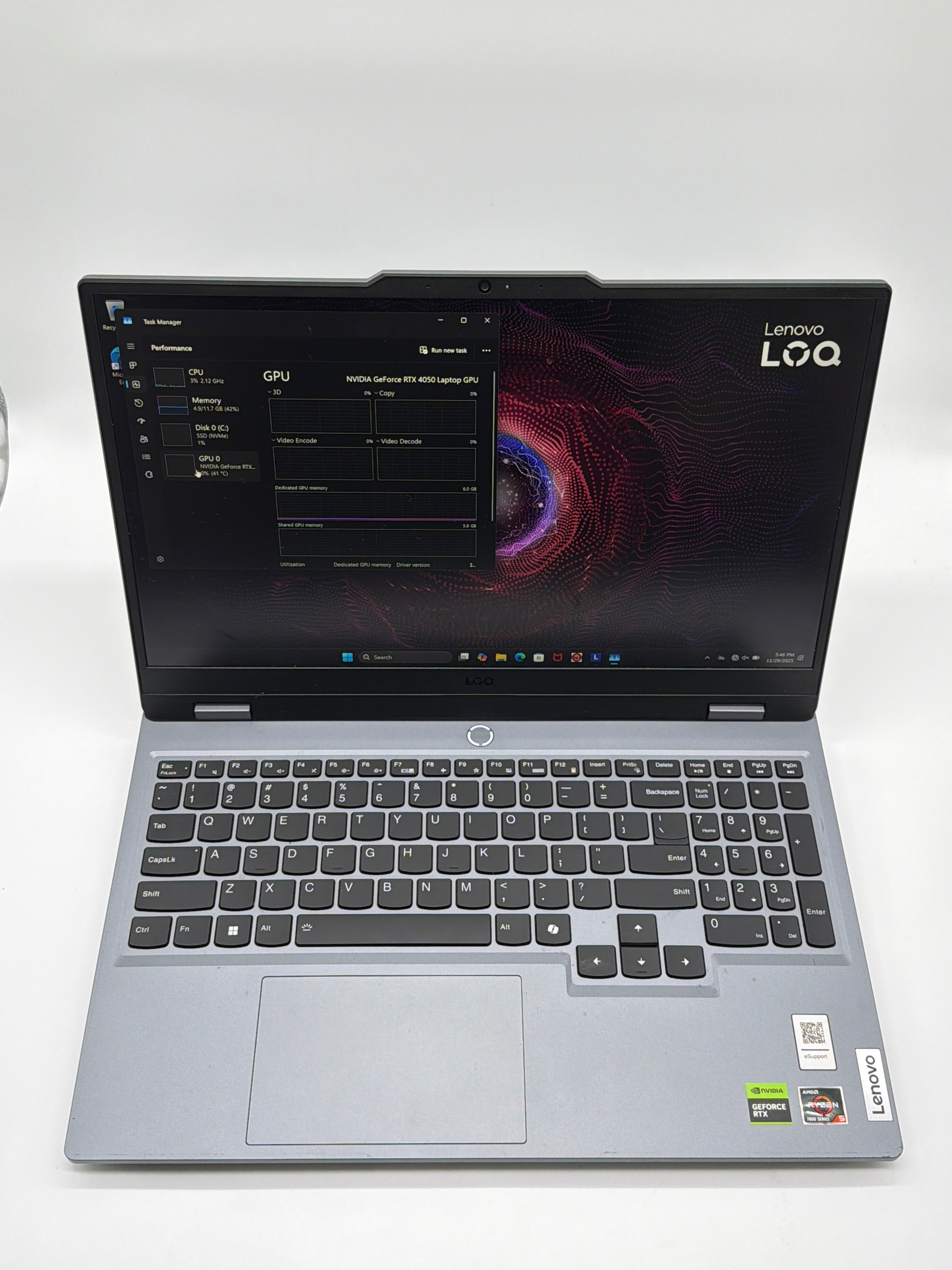 Lenovo LOQ 15ARP9 15.6" Ryzen 5 12GB RAM 512GB SSD RTX 4050 Gray