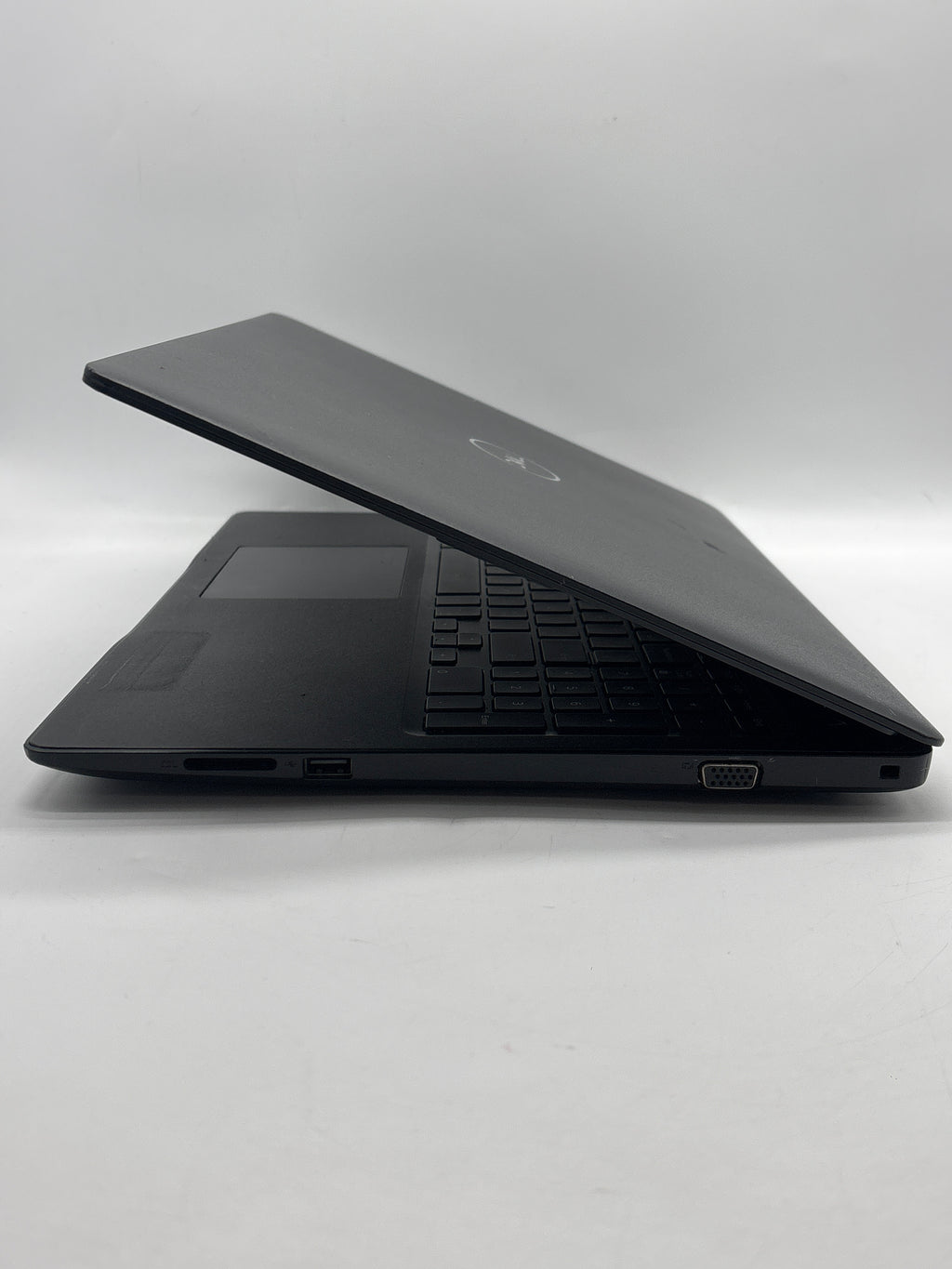 Dell Latitude 3590 15.6" Intel Core i3-7130U 4GB RAM 500GB HDD Black - No Display