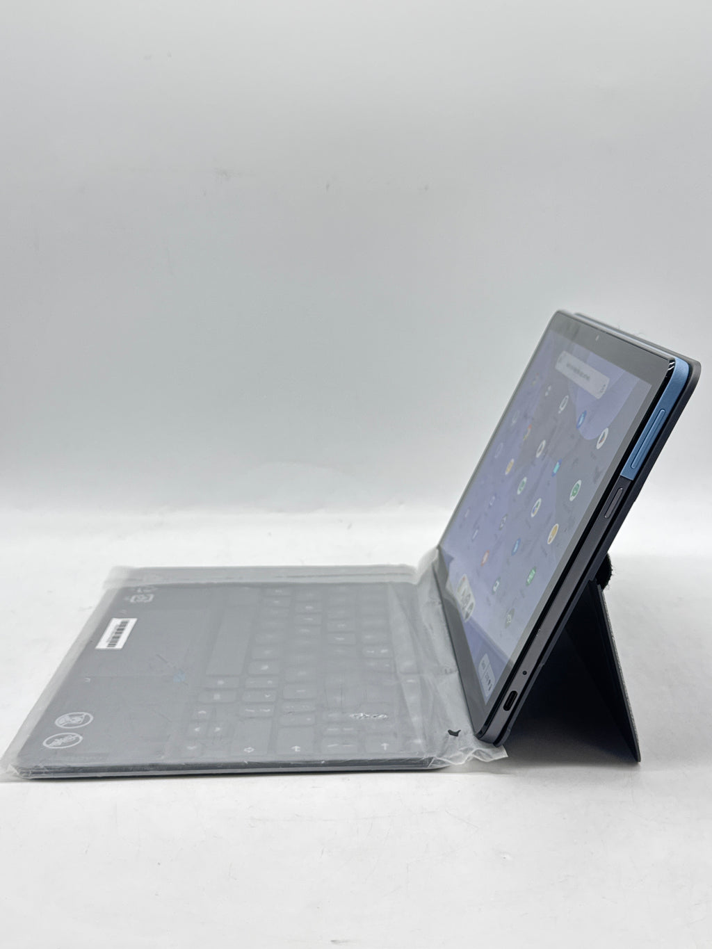 Lenovo IdeaPad Duet Chromebook 10.1" 2-in-1 Tablet 4GB RAM 128GB W/Keyboard